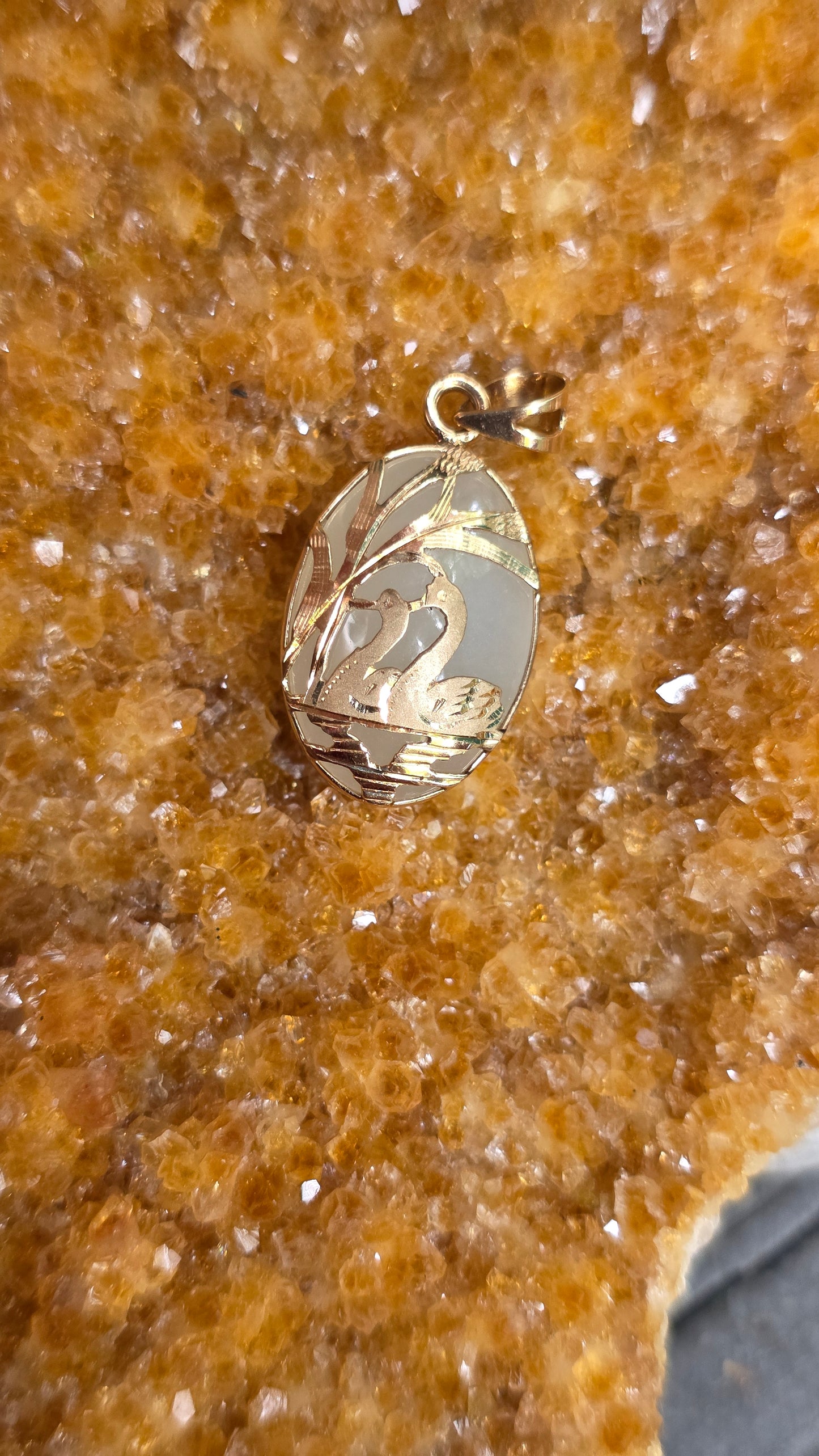 14k Jade Duck Pendant