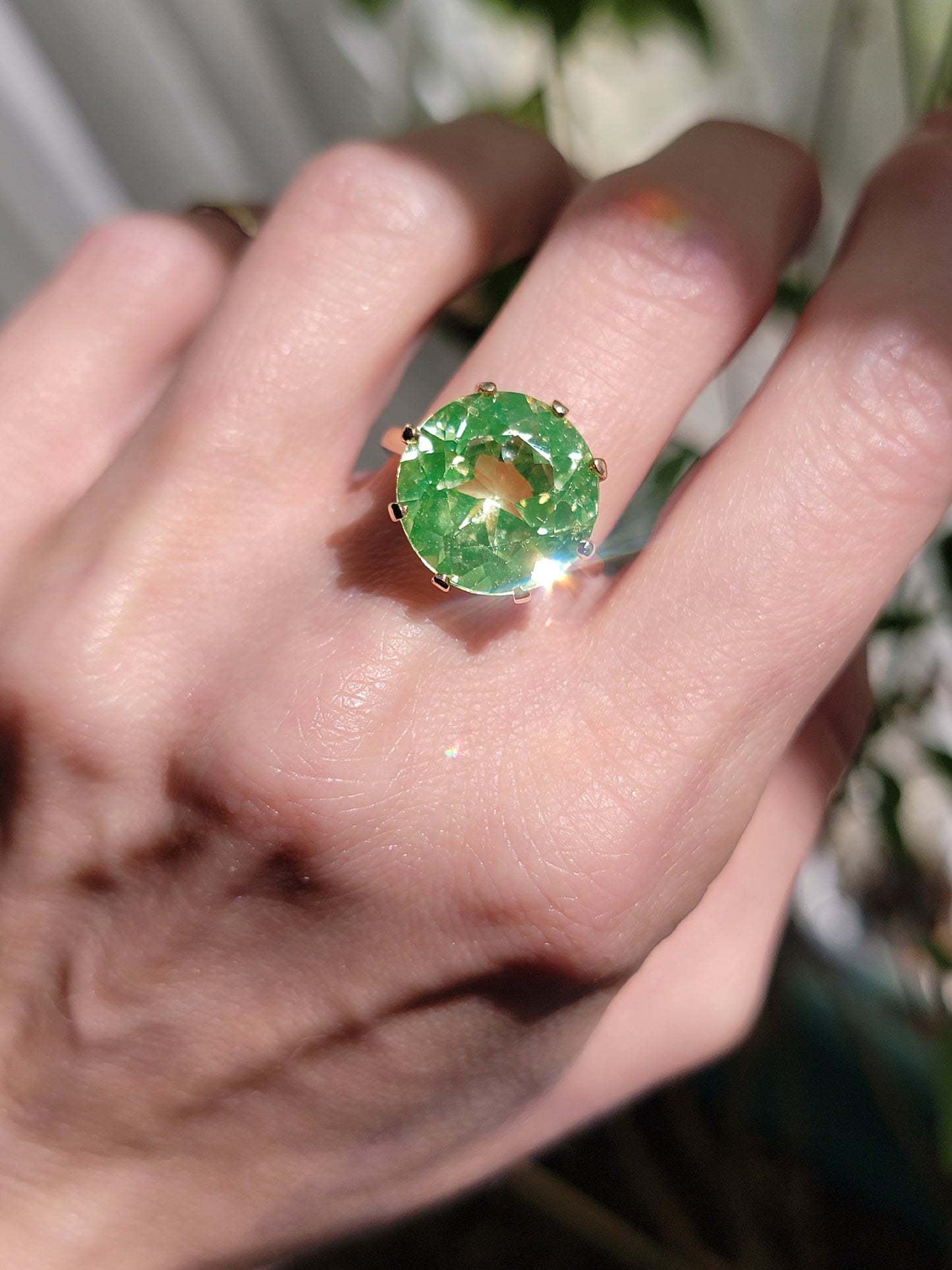 10k Green Spinel Ring