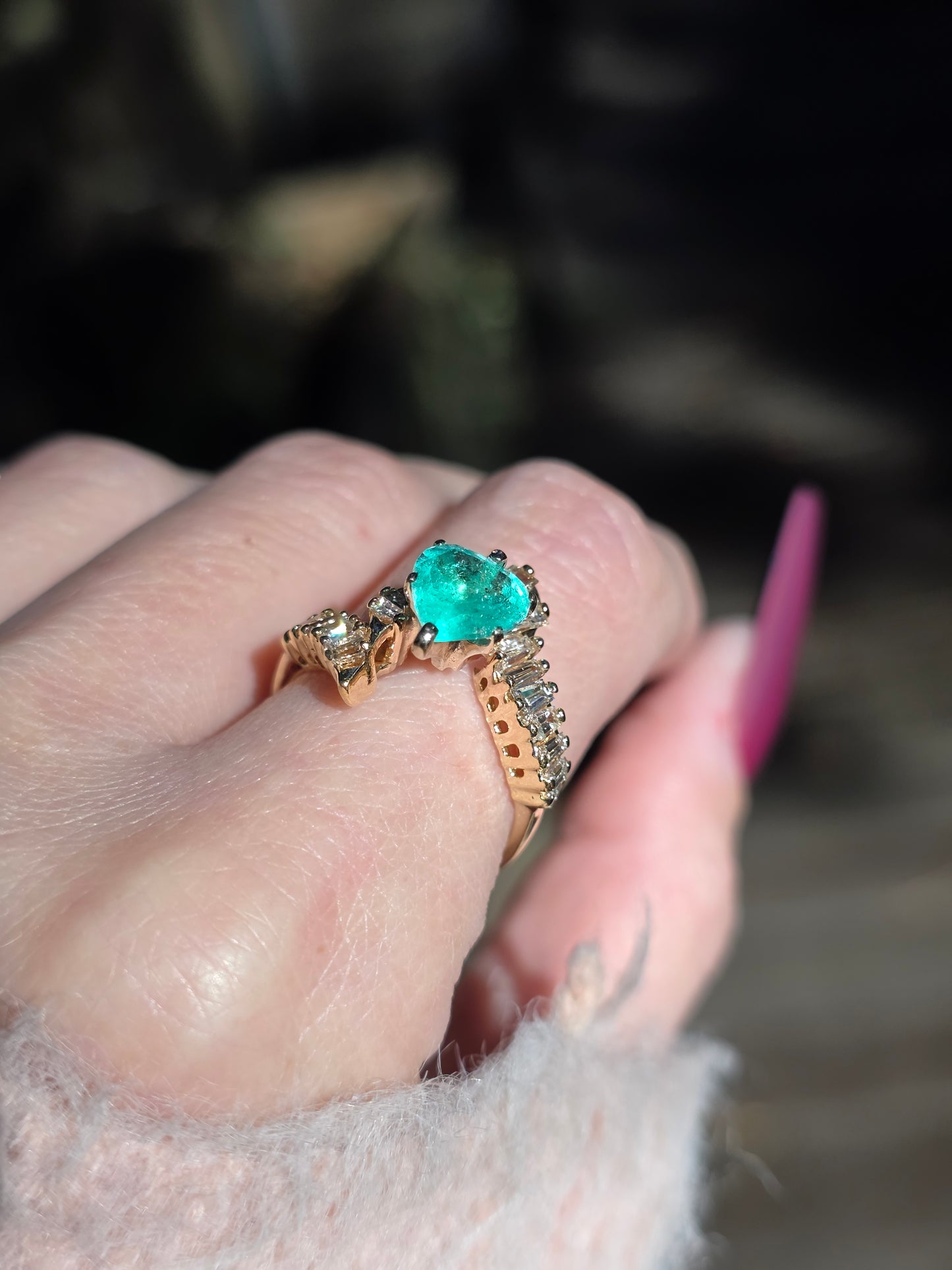 14k Heart Shaped Emerald Ring