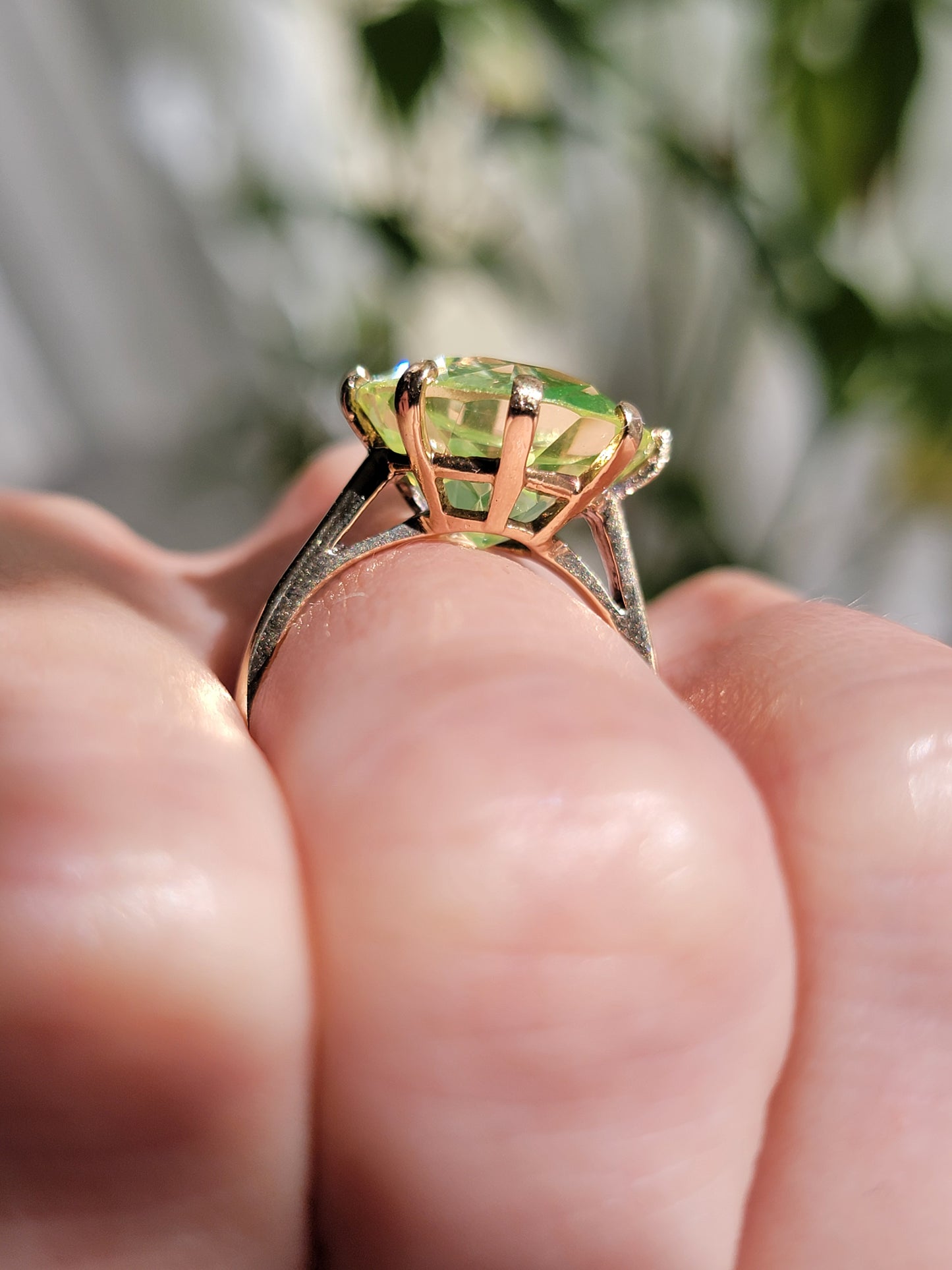 10k Green Spinel Ring