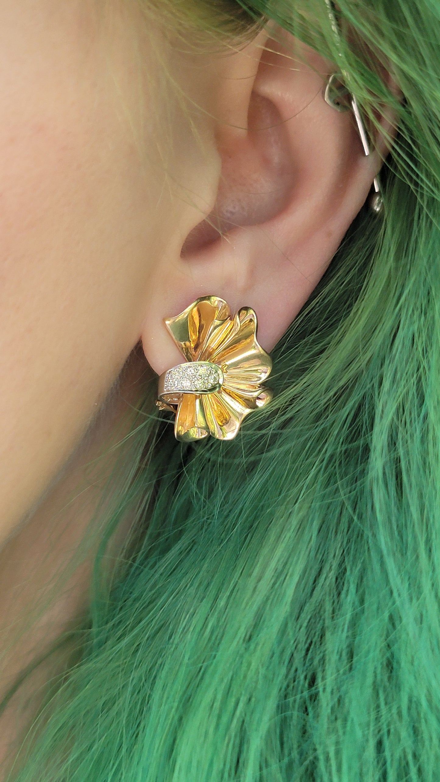 14k Diamond Ribbon Earrings