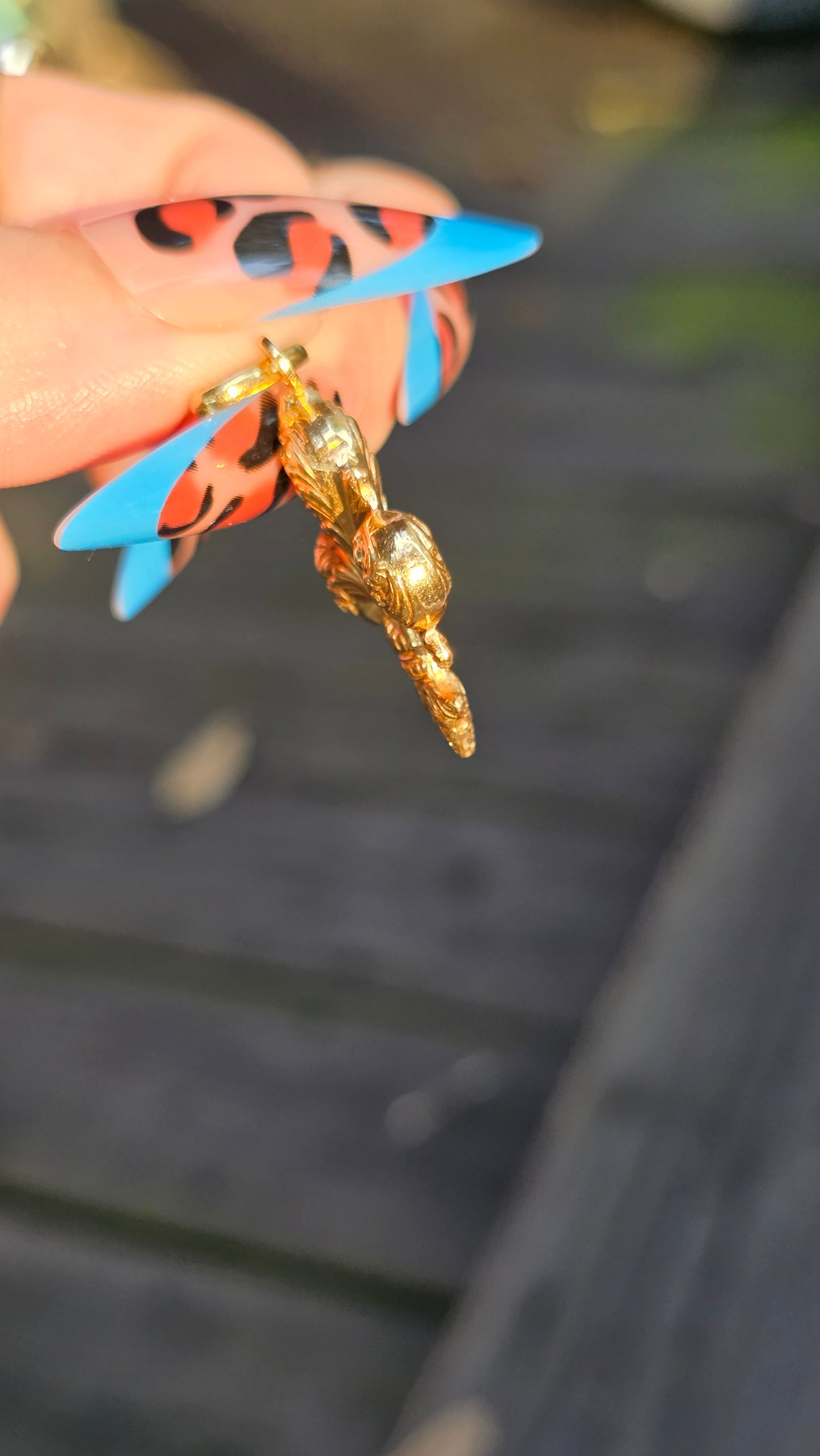 18k Unoaerre Fleur-de-lis