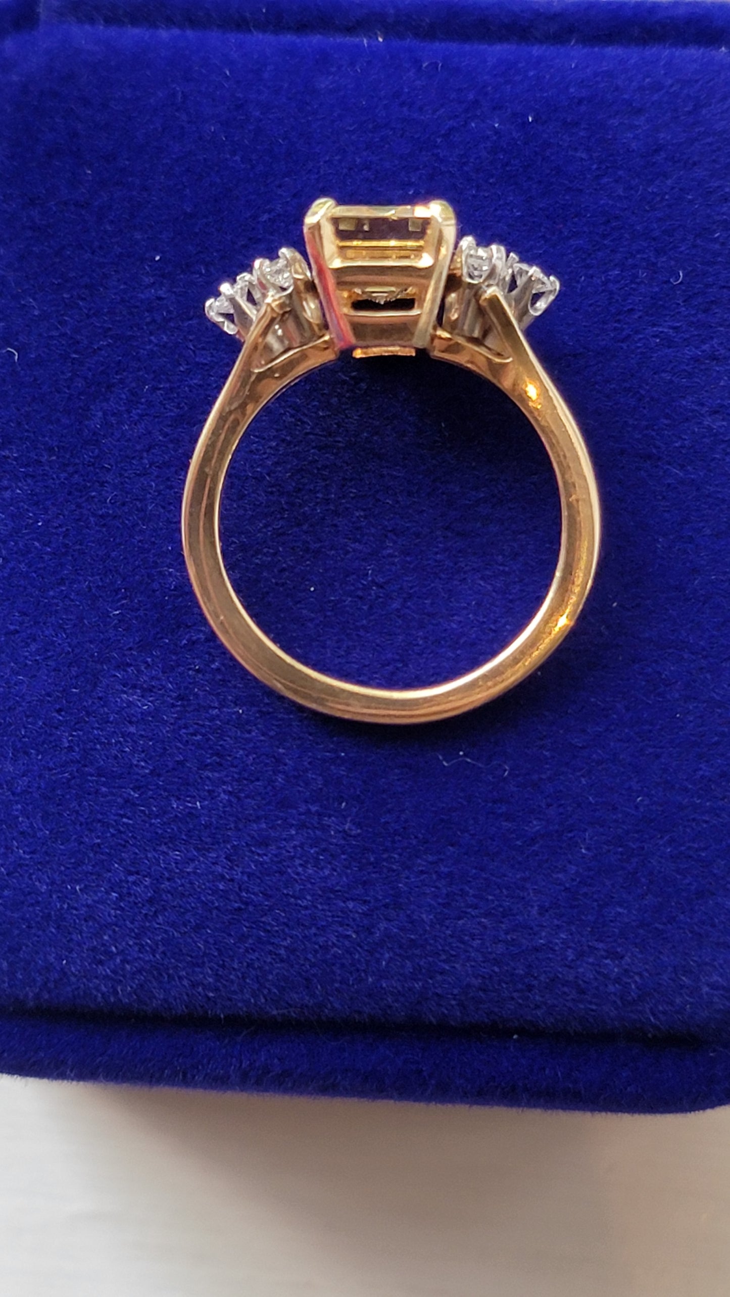14kt Golden Topaz and Diamond Ring