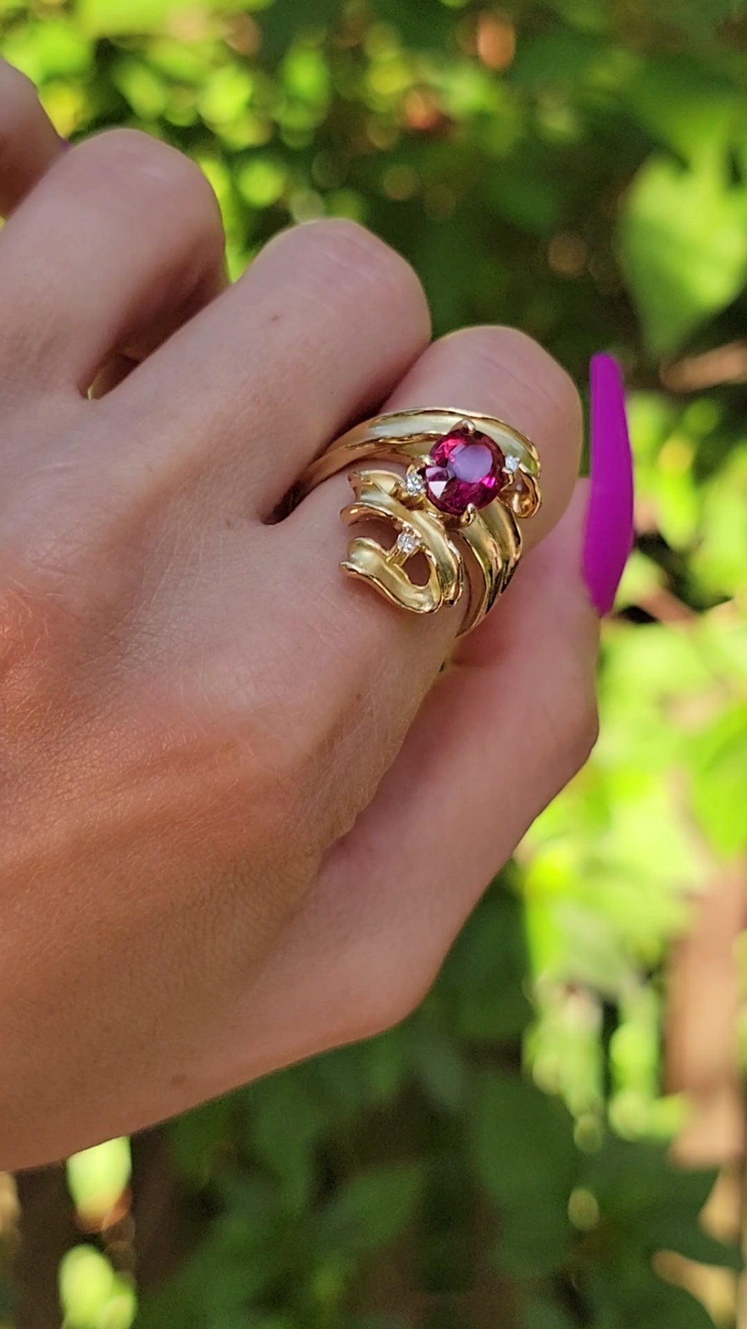 18kt Yellow Gold and Pink Tourmaline Ribbon Ring