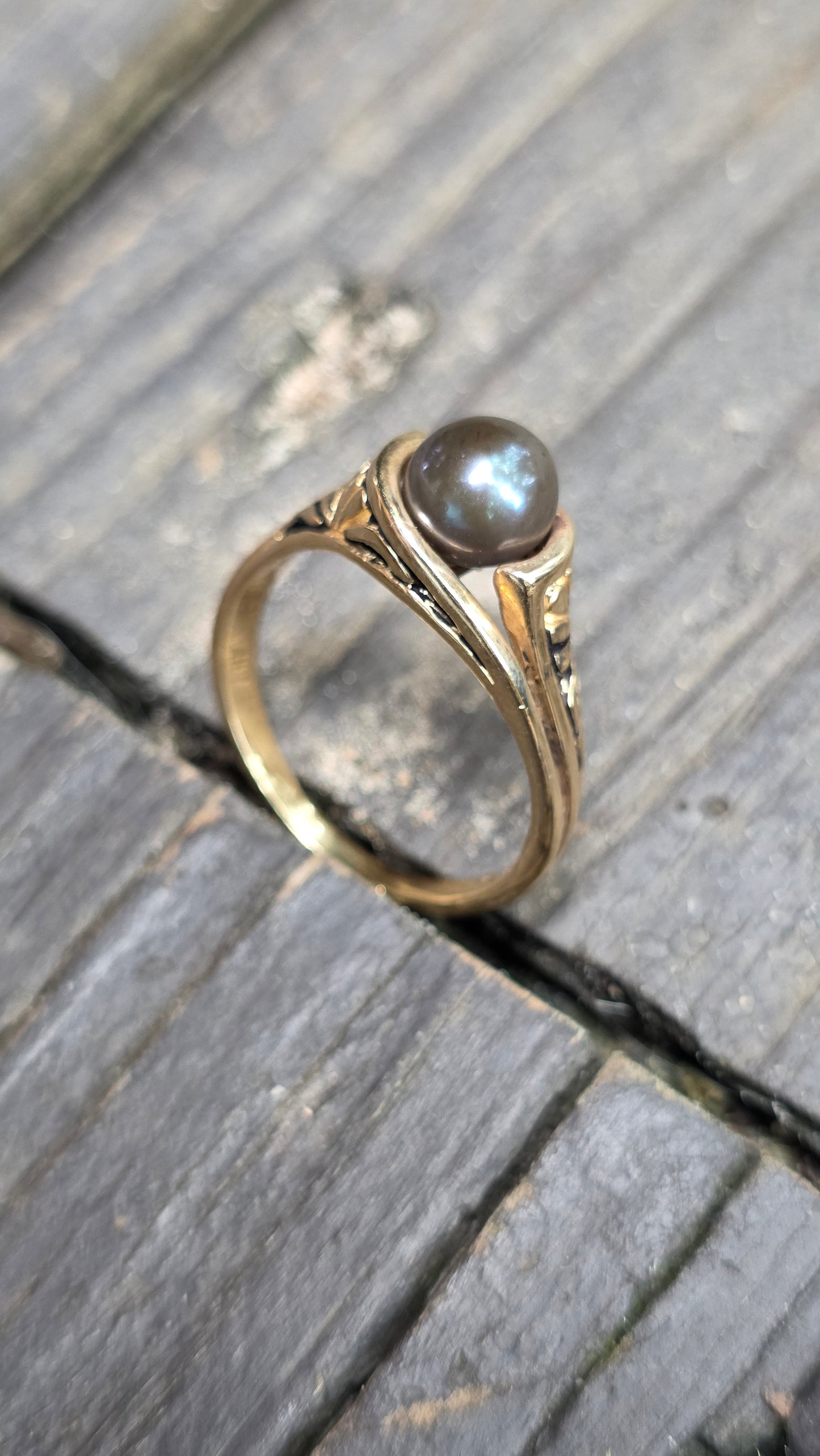 14k Ornate Pearl Ring