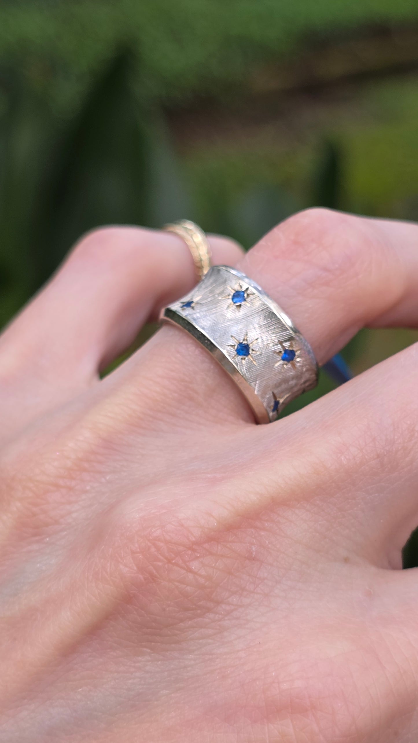 14k Fluted Star Band Ring