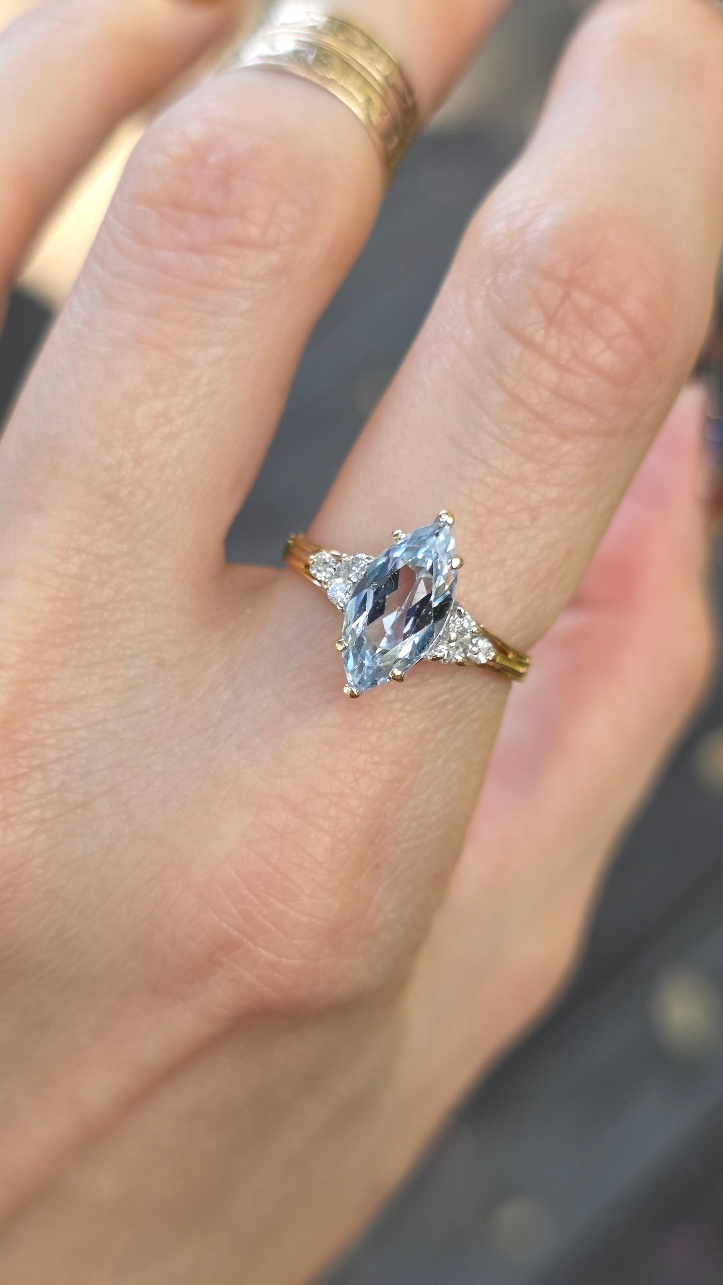 14k Aquamarine and Diamond Ring