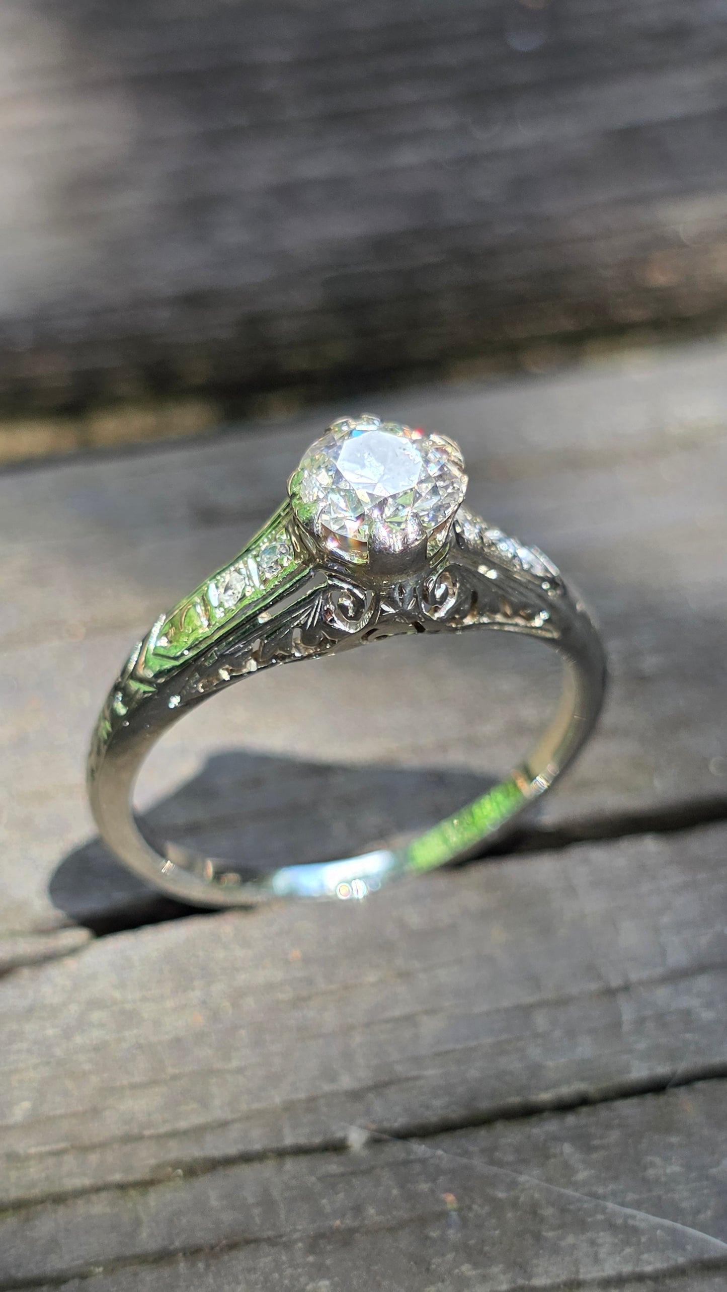 18k OEC Solitare Ring