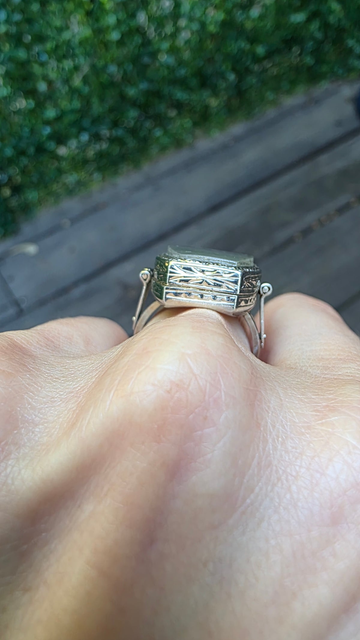 18k Watch Ring