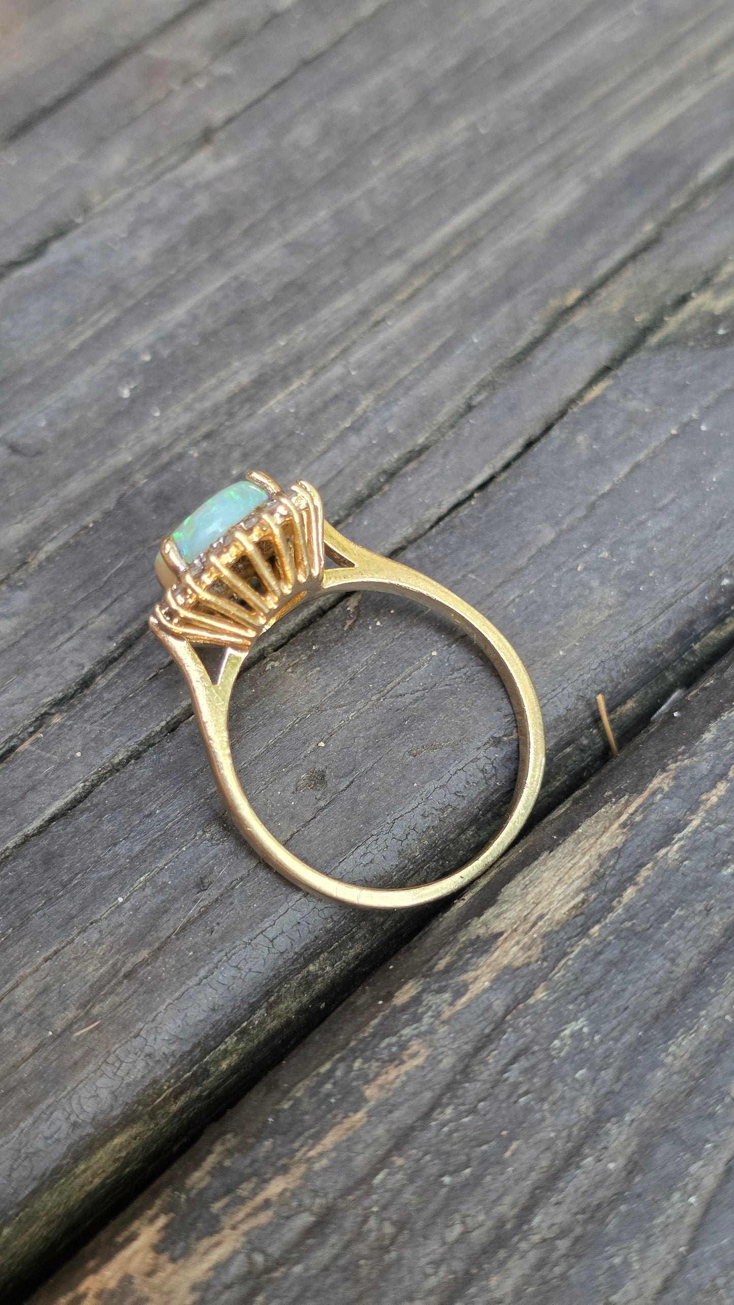 14k Teardrop Opal Ring