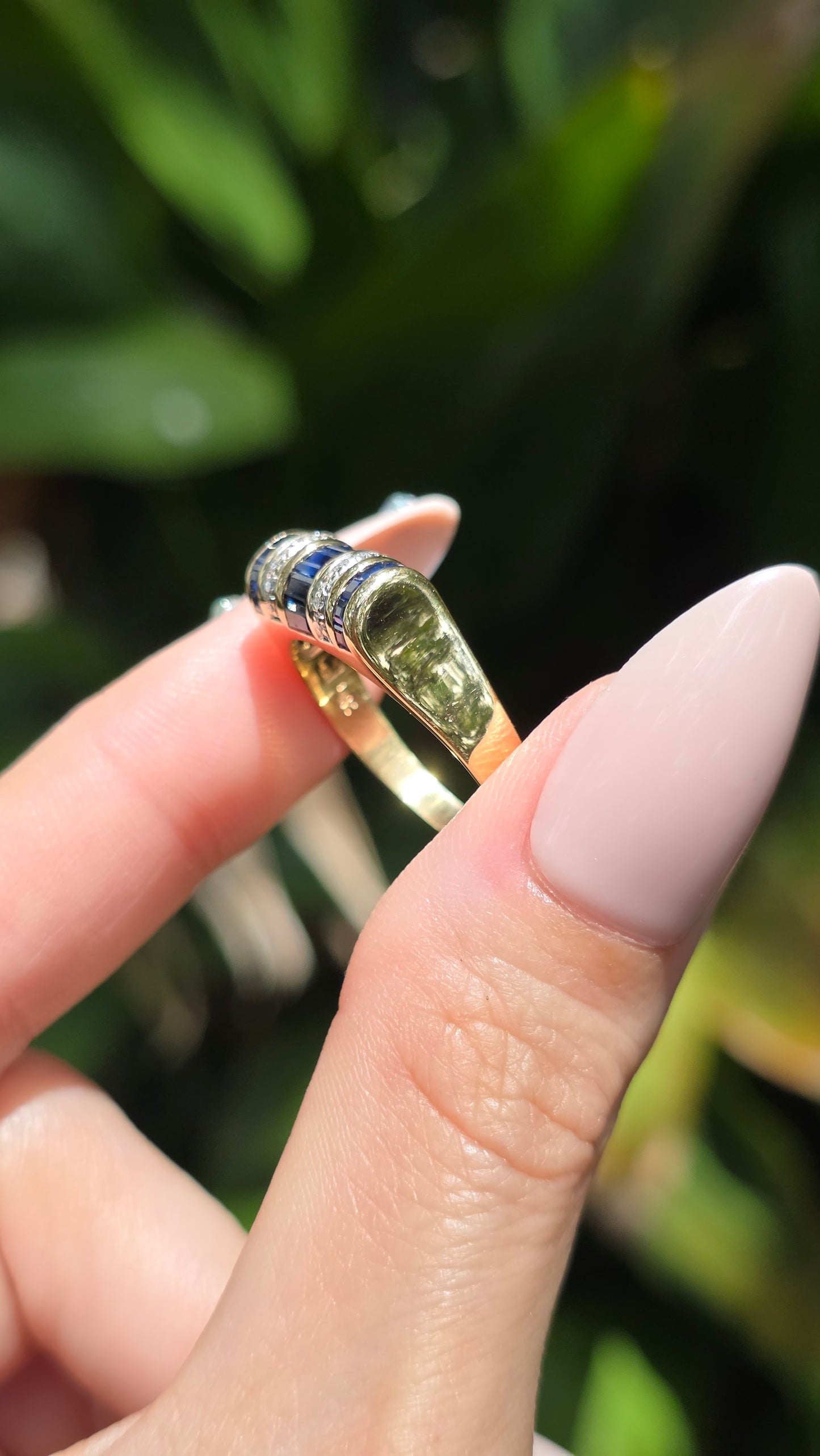 14k Sapphire Barrel Ring