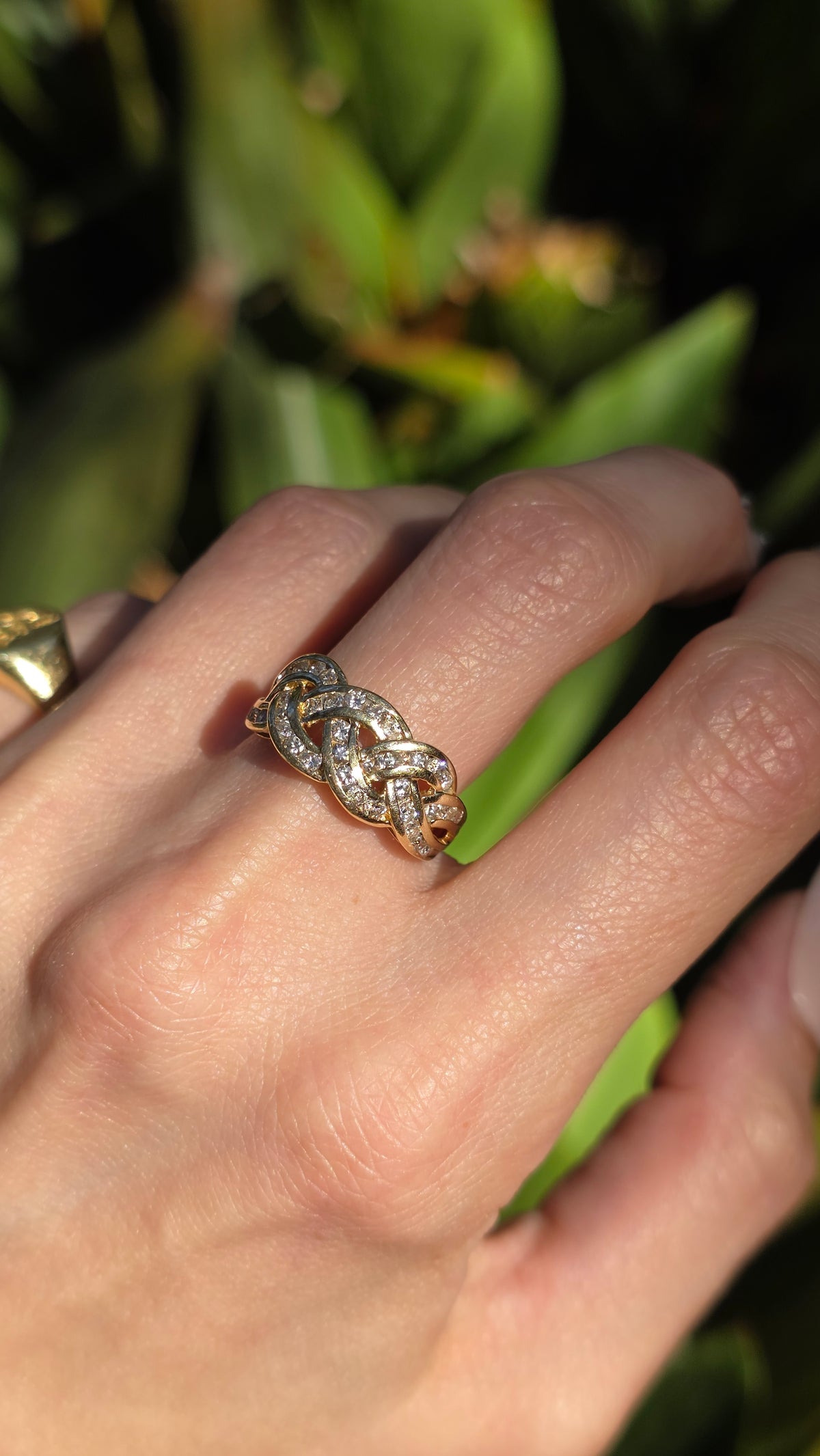 14k Braided Diamond Ring