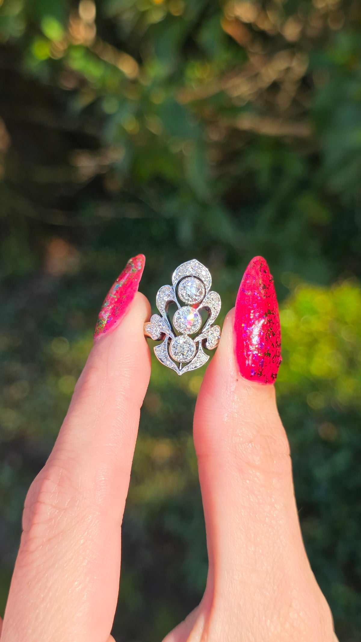 14k Antique Diamond Ring