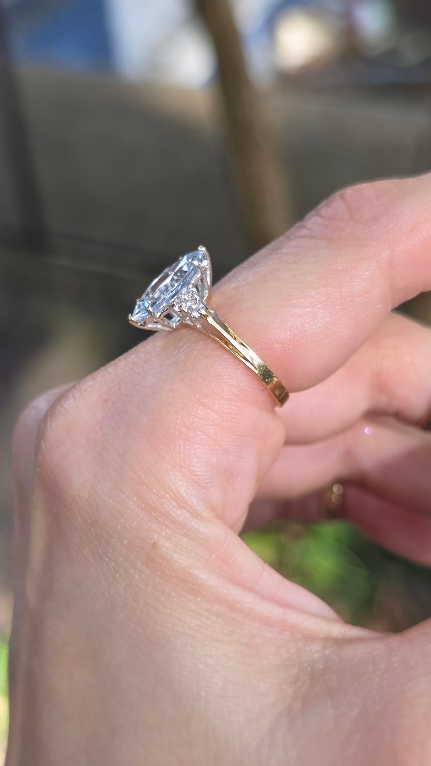 14k Aquamarine and Diamond Ring