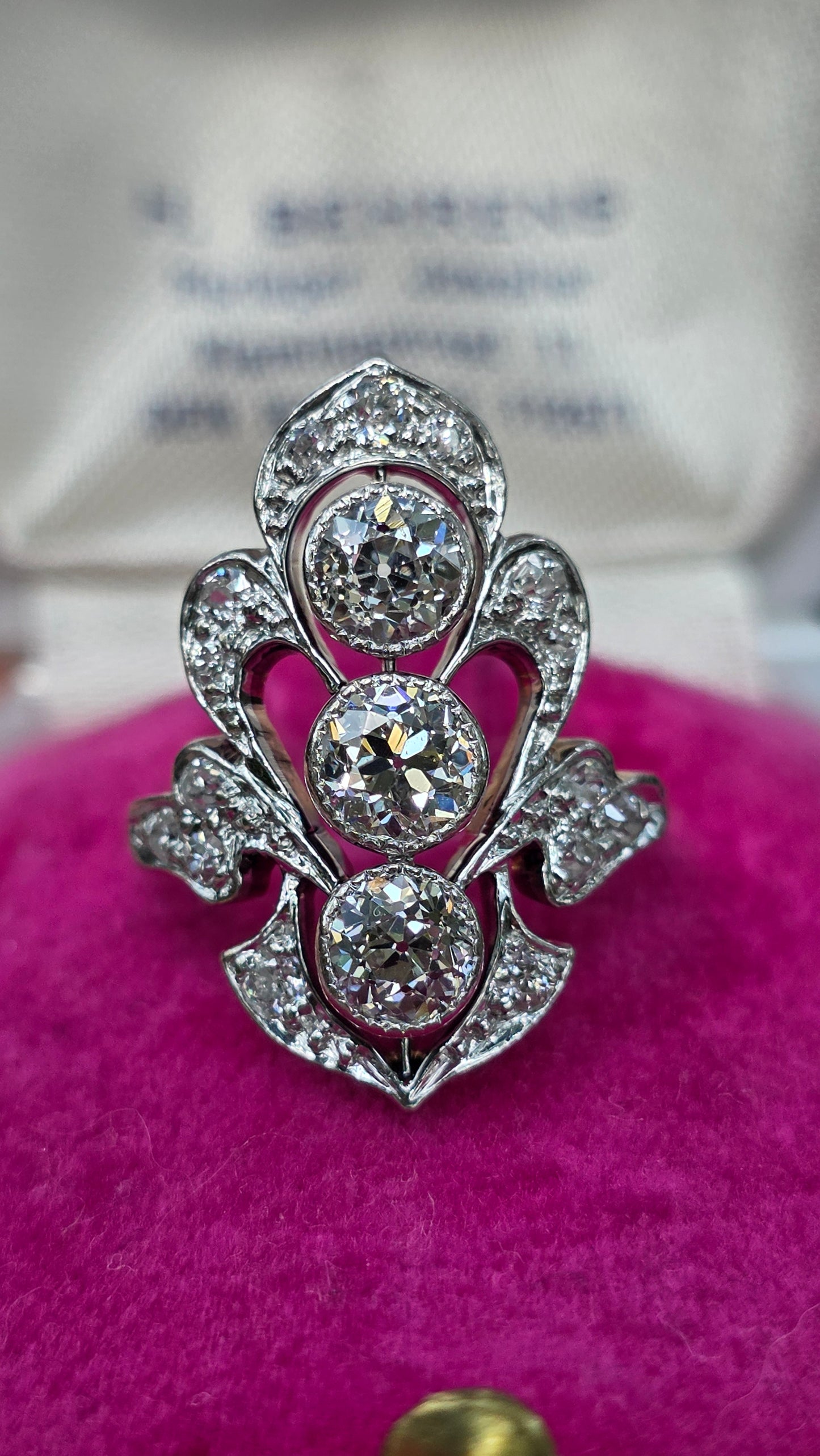 14k Antique Diamond Ring