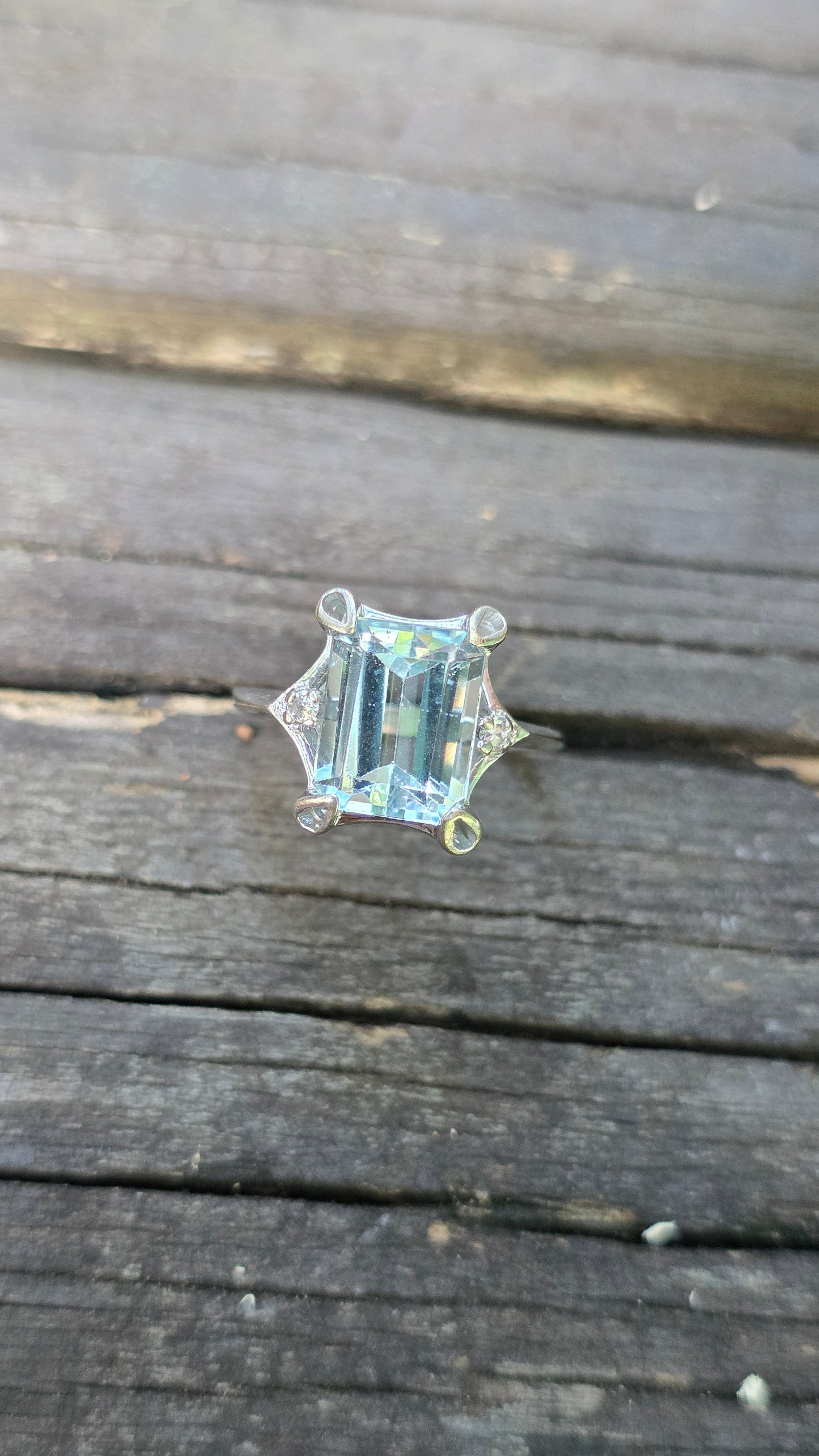 14k Aquamarine Ring