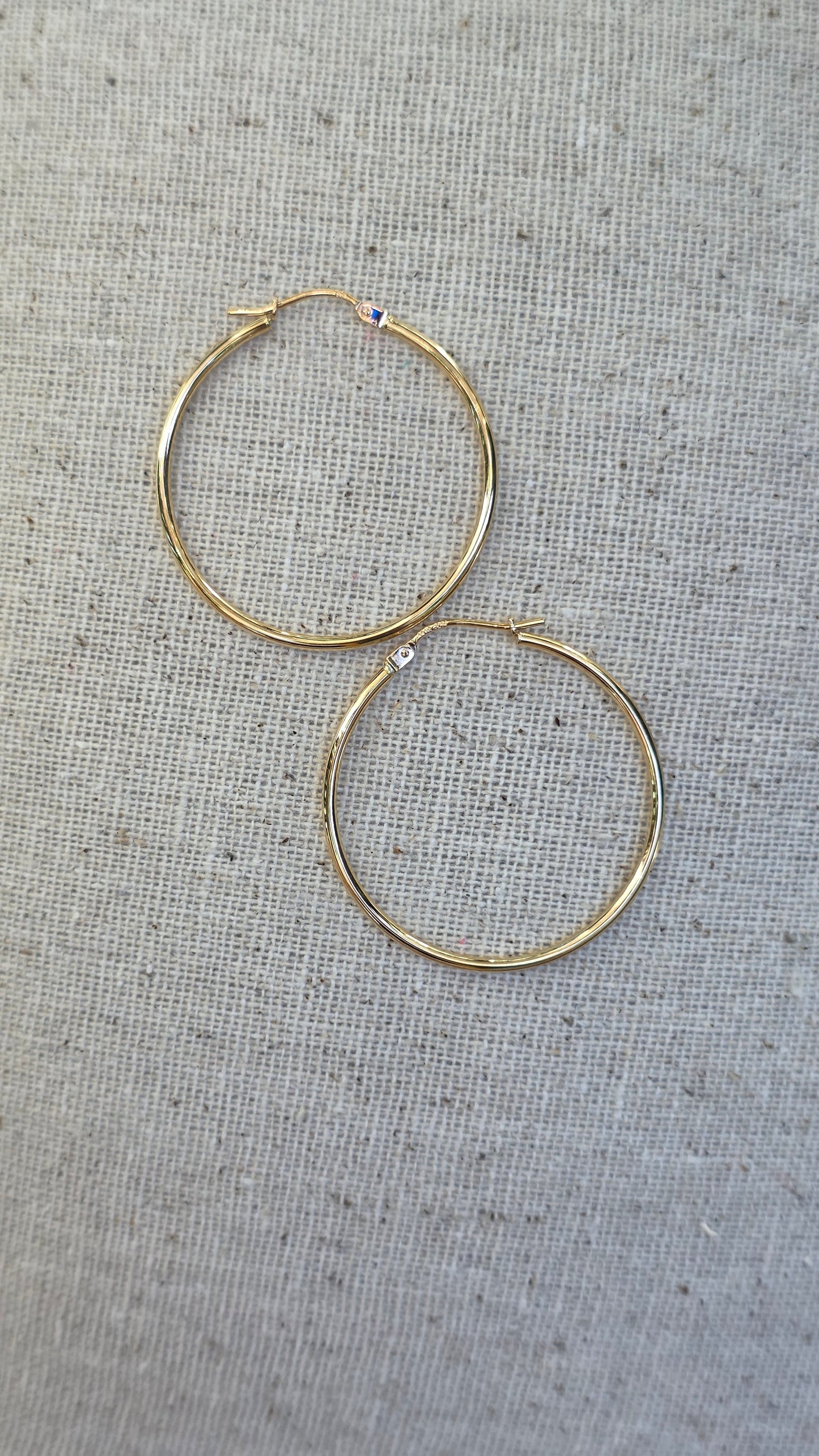 14k Medium Hoop Earrings