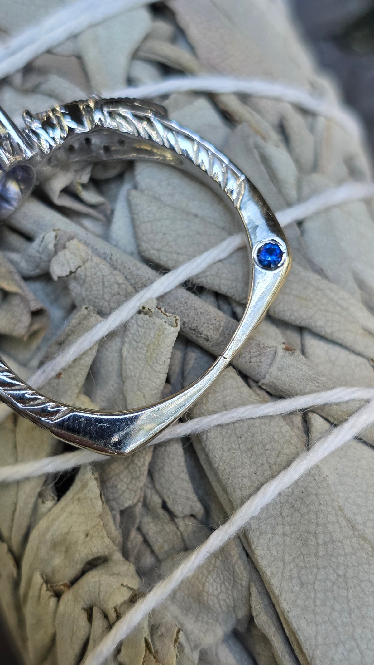 18k Periwinkle Sapphire Ring