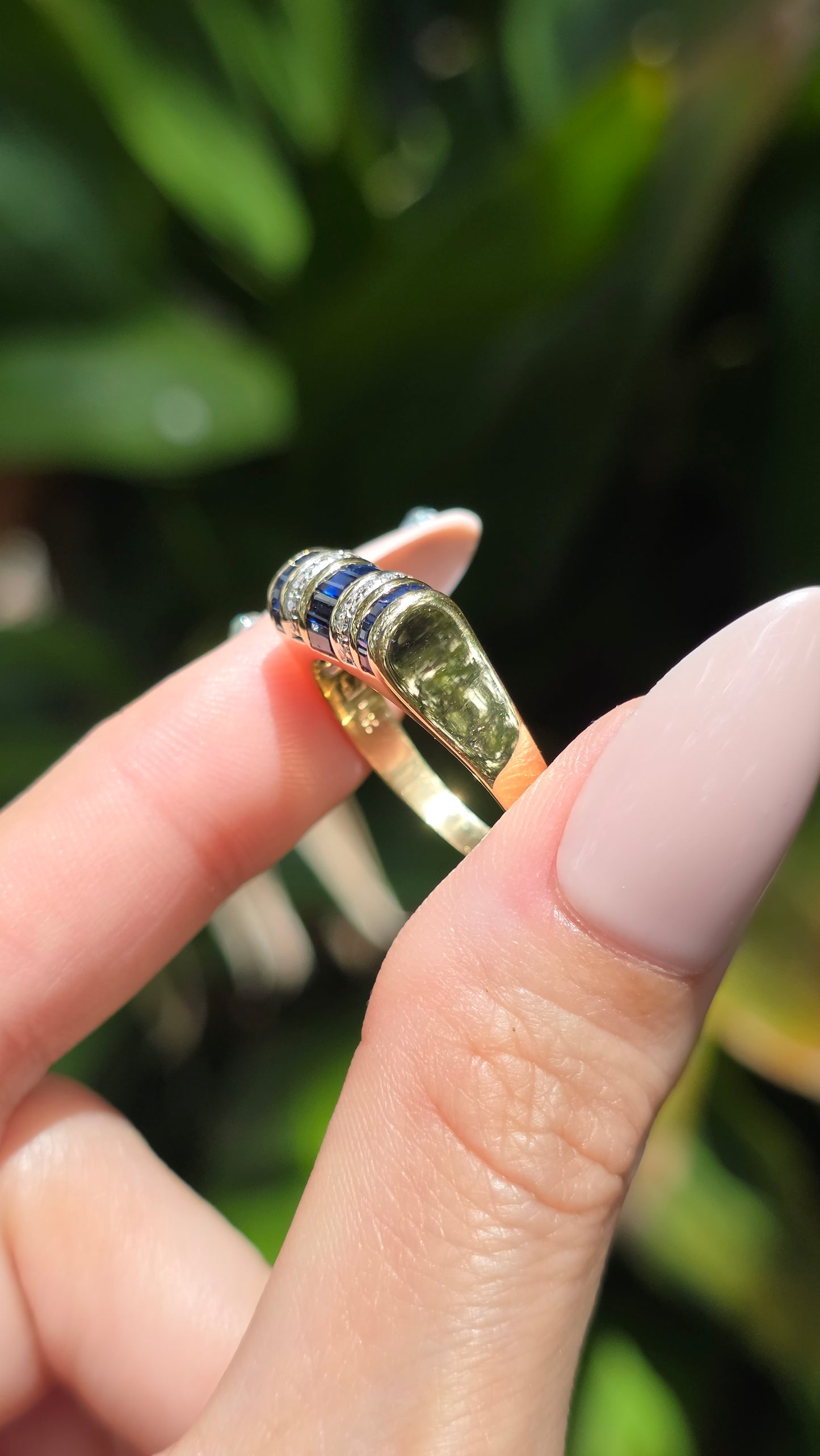 14k Sapphire Barrel Ring
