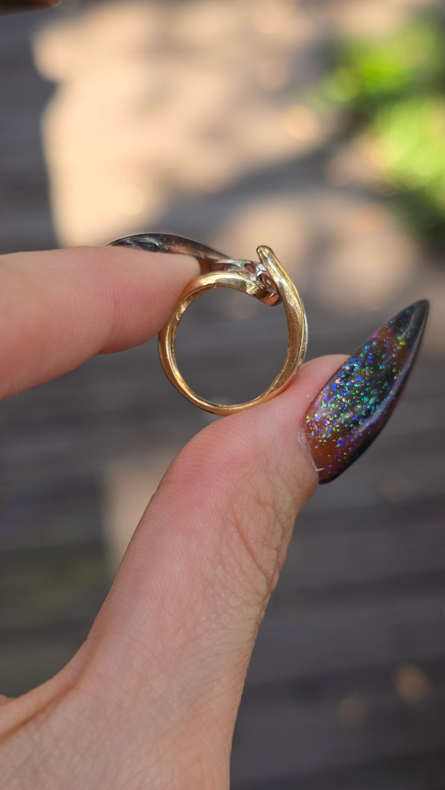 14k Diamond Ribbon Ring