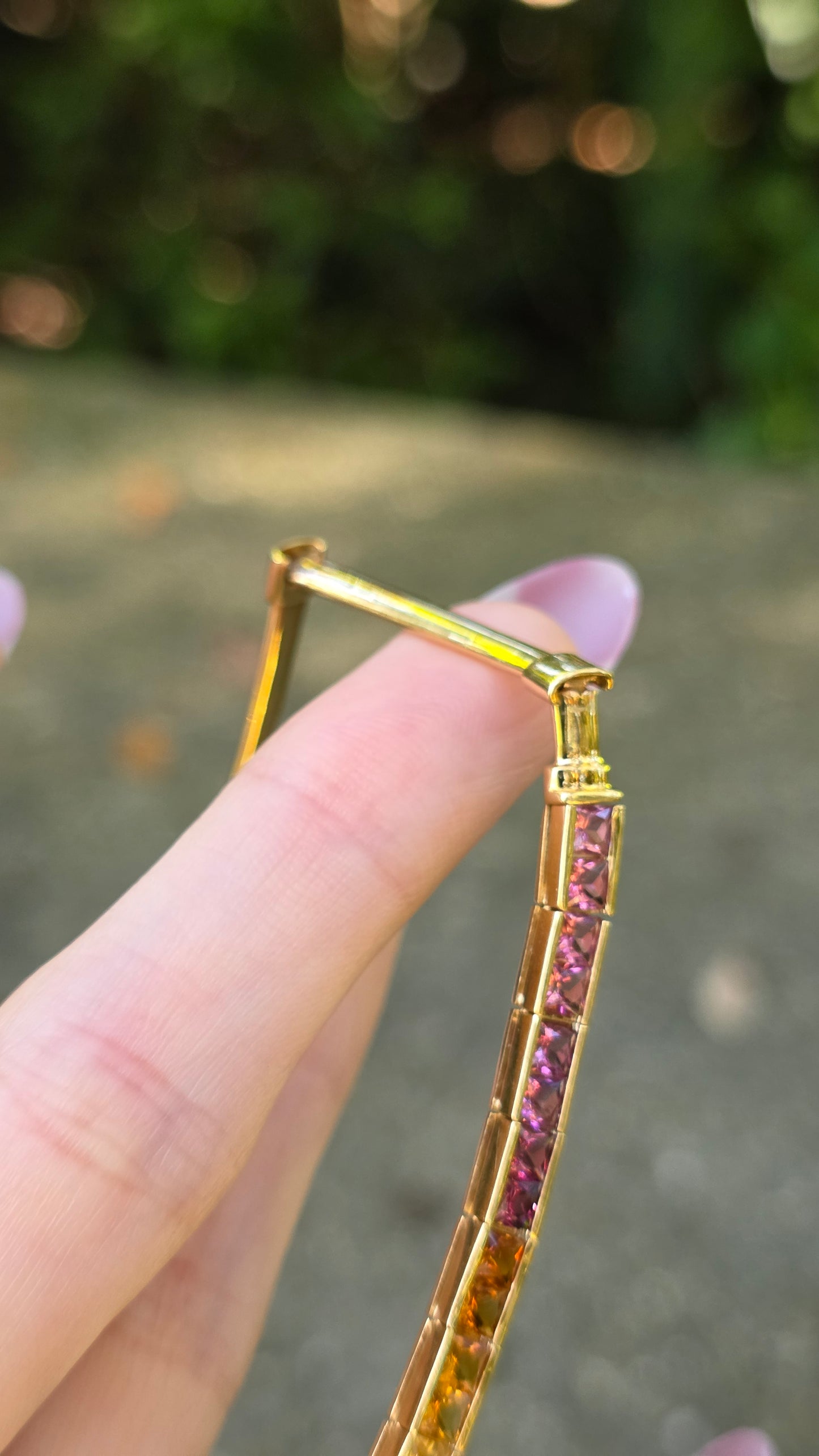 18k Rainbow Collar