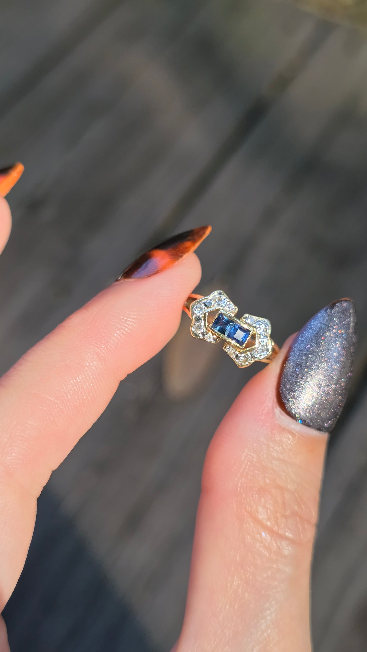14k Sapphire and Diamond Buckle Ring