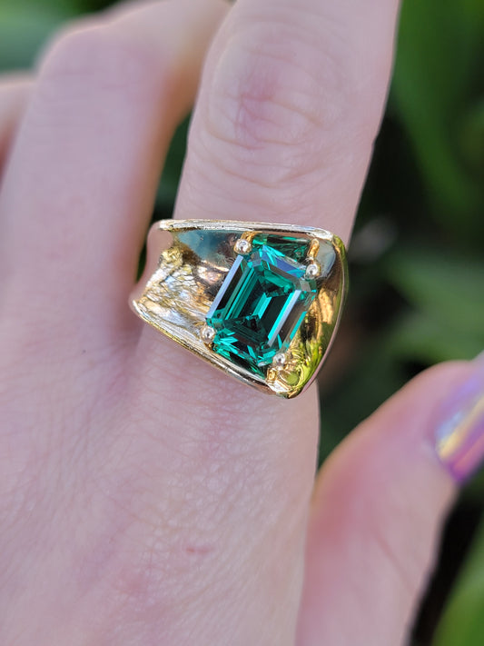 14k Spinel Mod Ring