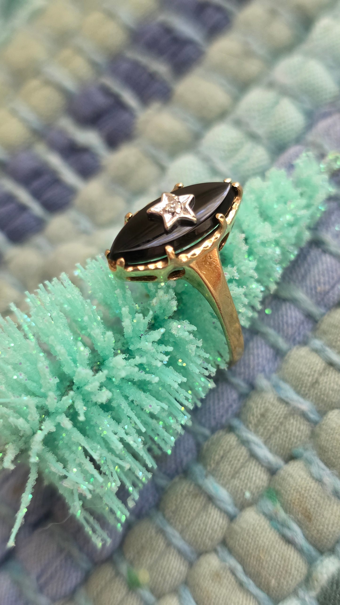 10k Onyx Ring with Star