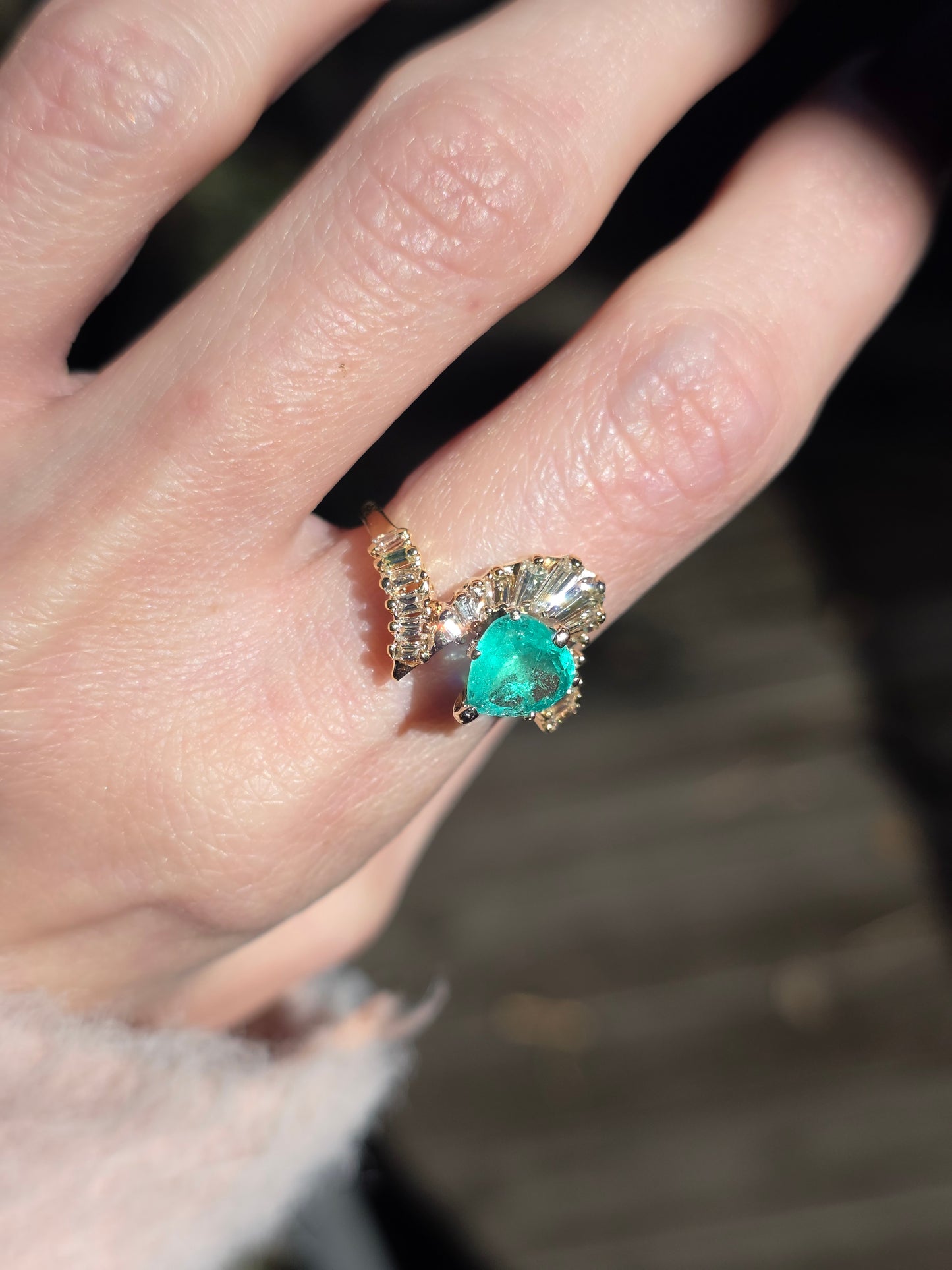 14k Heart Shaped Emerald Ring