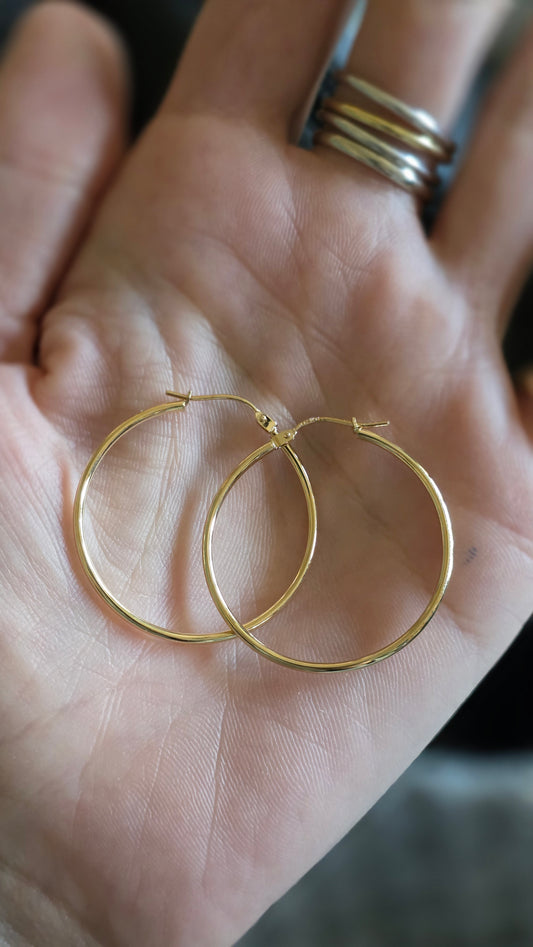 14k Medium Hoop Earrings