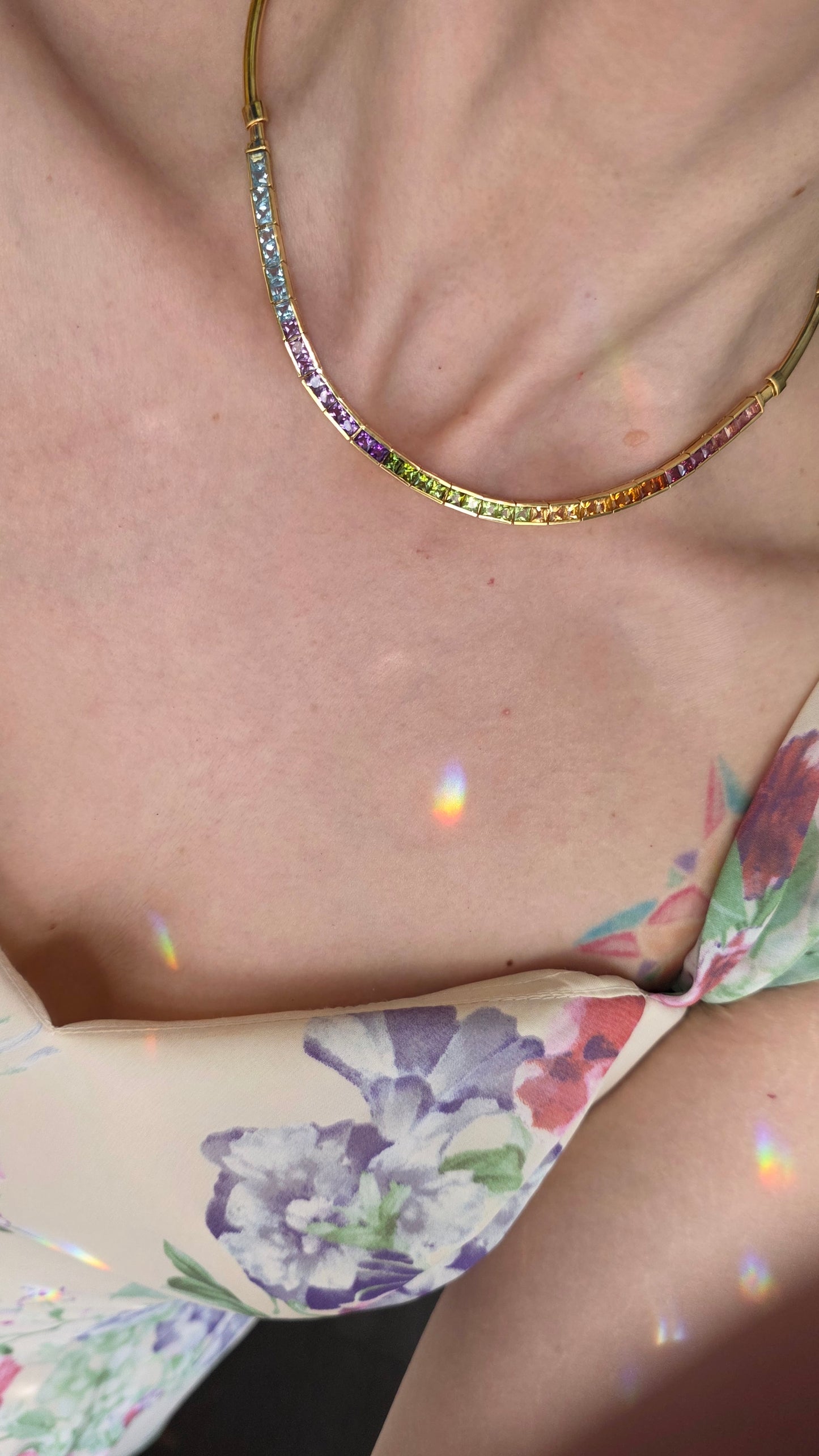 18k Rainbow Collar