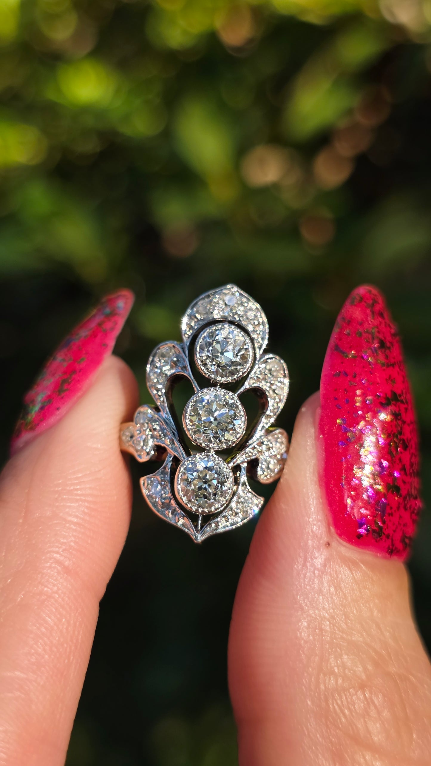 14k Antique Diamond Ring