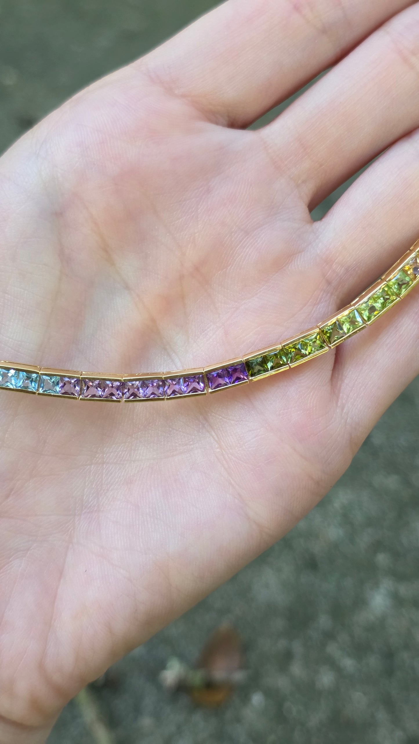 18k Rainbow Collar
