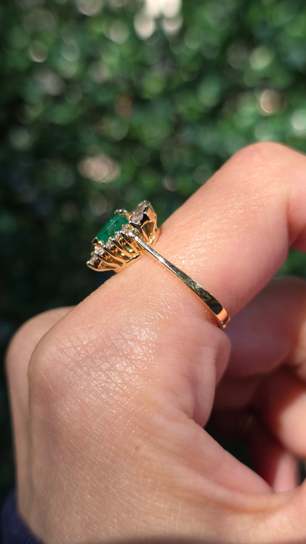 14k Emerald Crown Ring