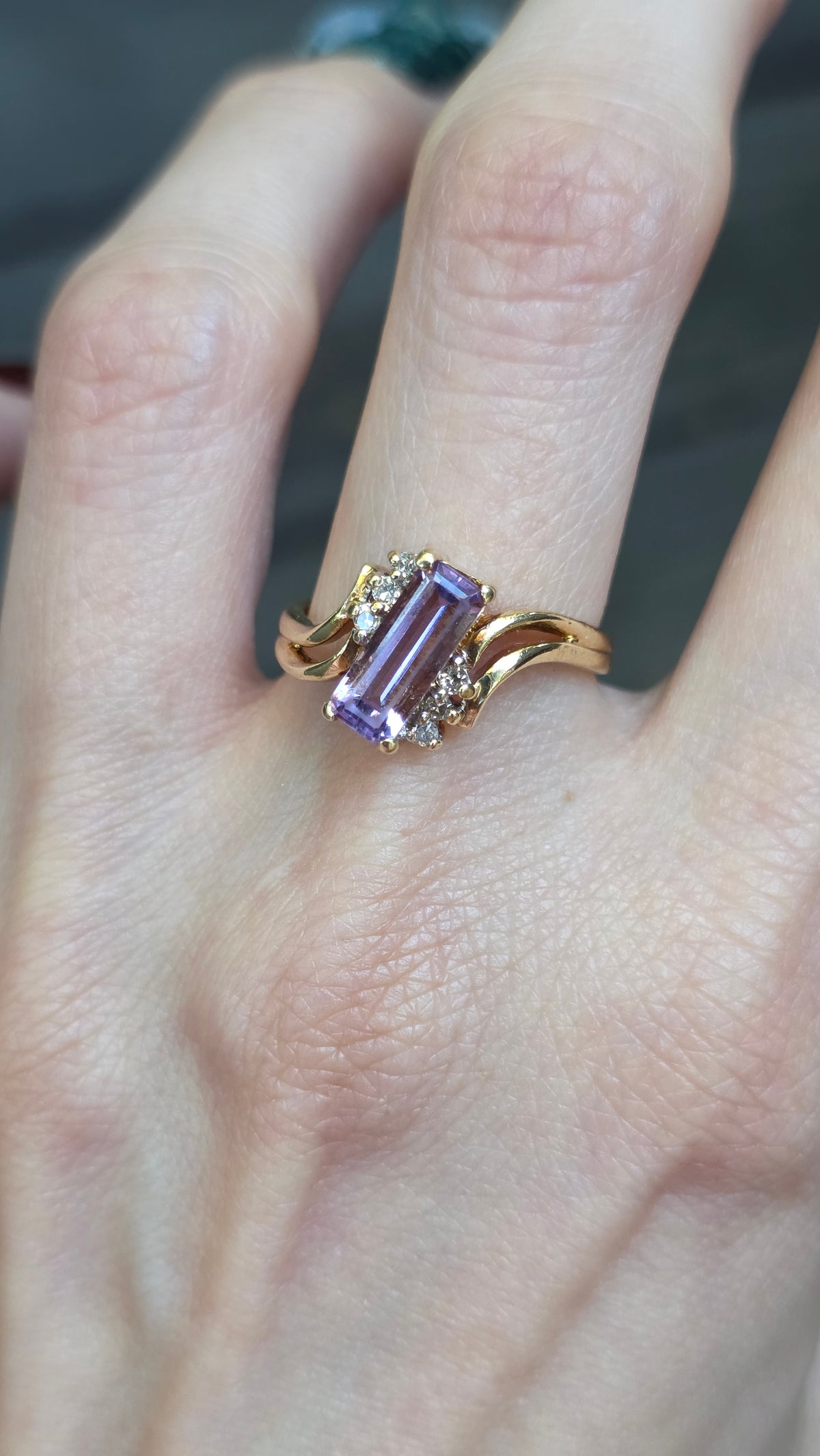 10k Amethyst Baguette Ring
