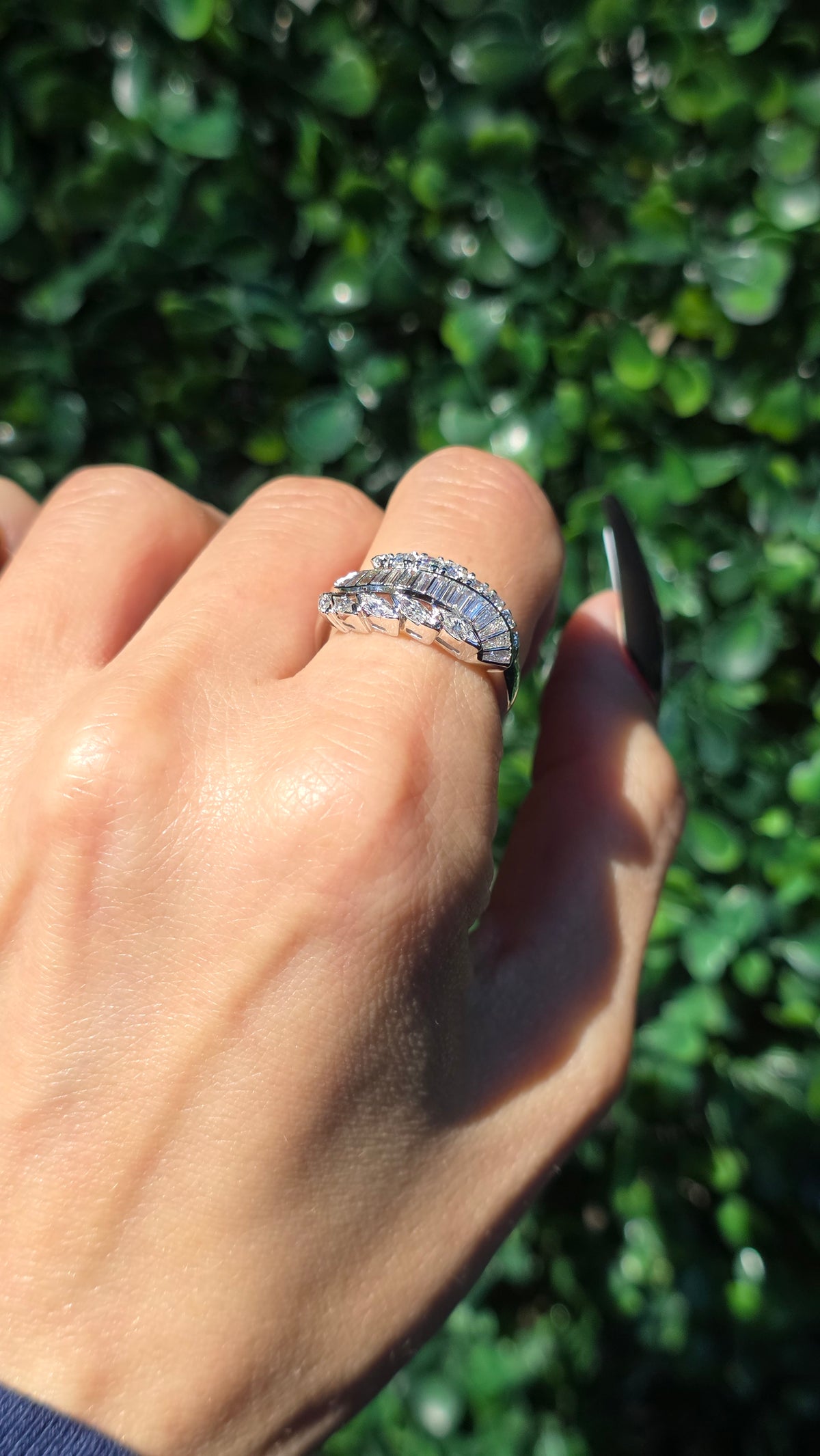 14k Laurel Baguette Ring