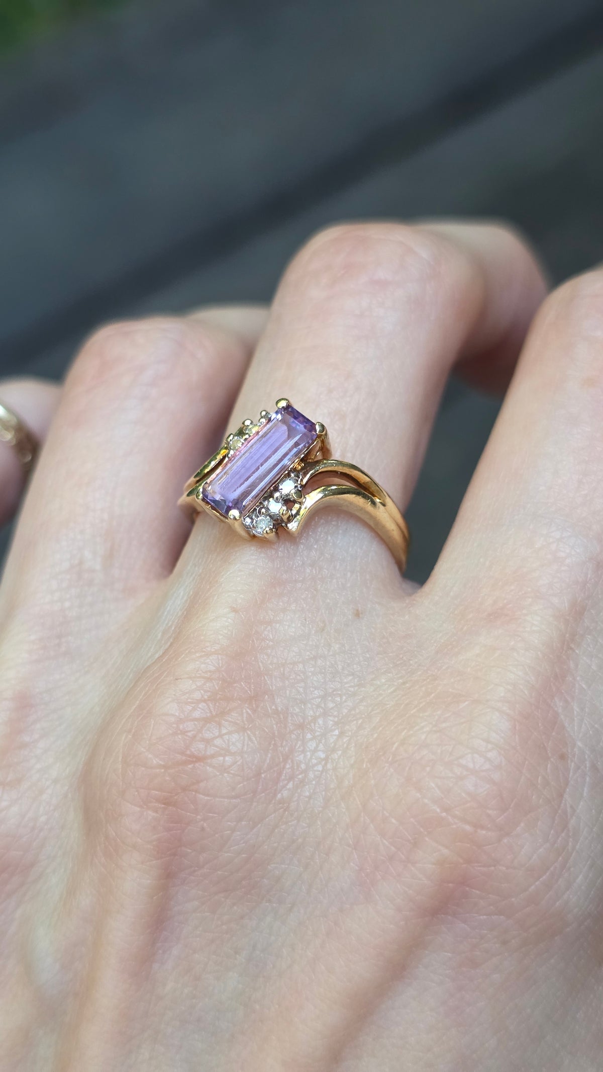 10k Amethyst Baguette Ring