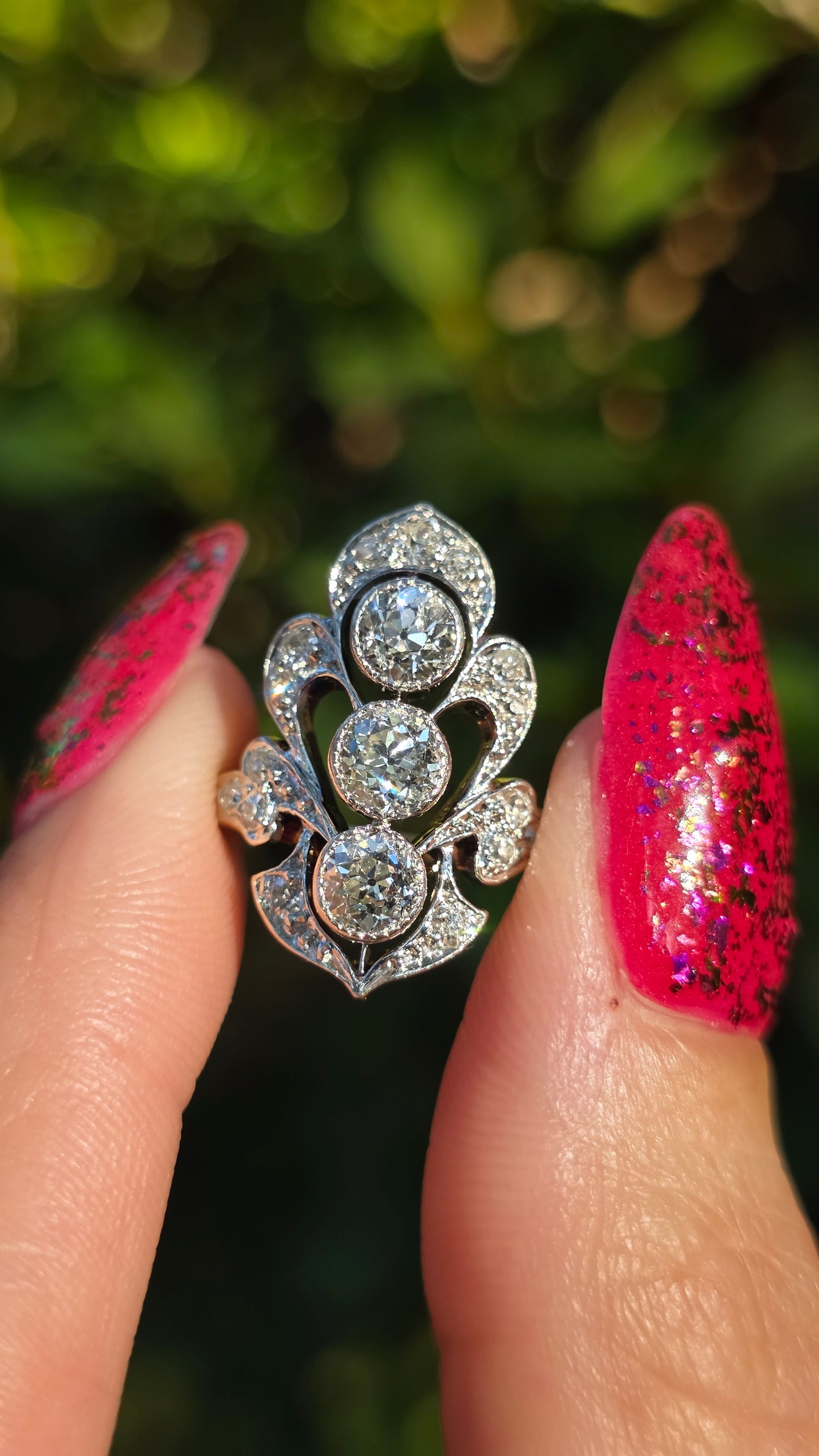 14k Antique Diamond Ring