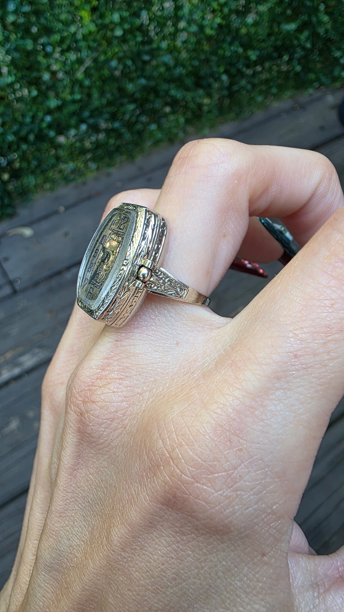 18k Watch Ring