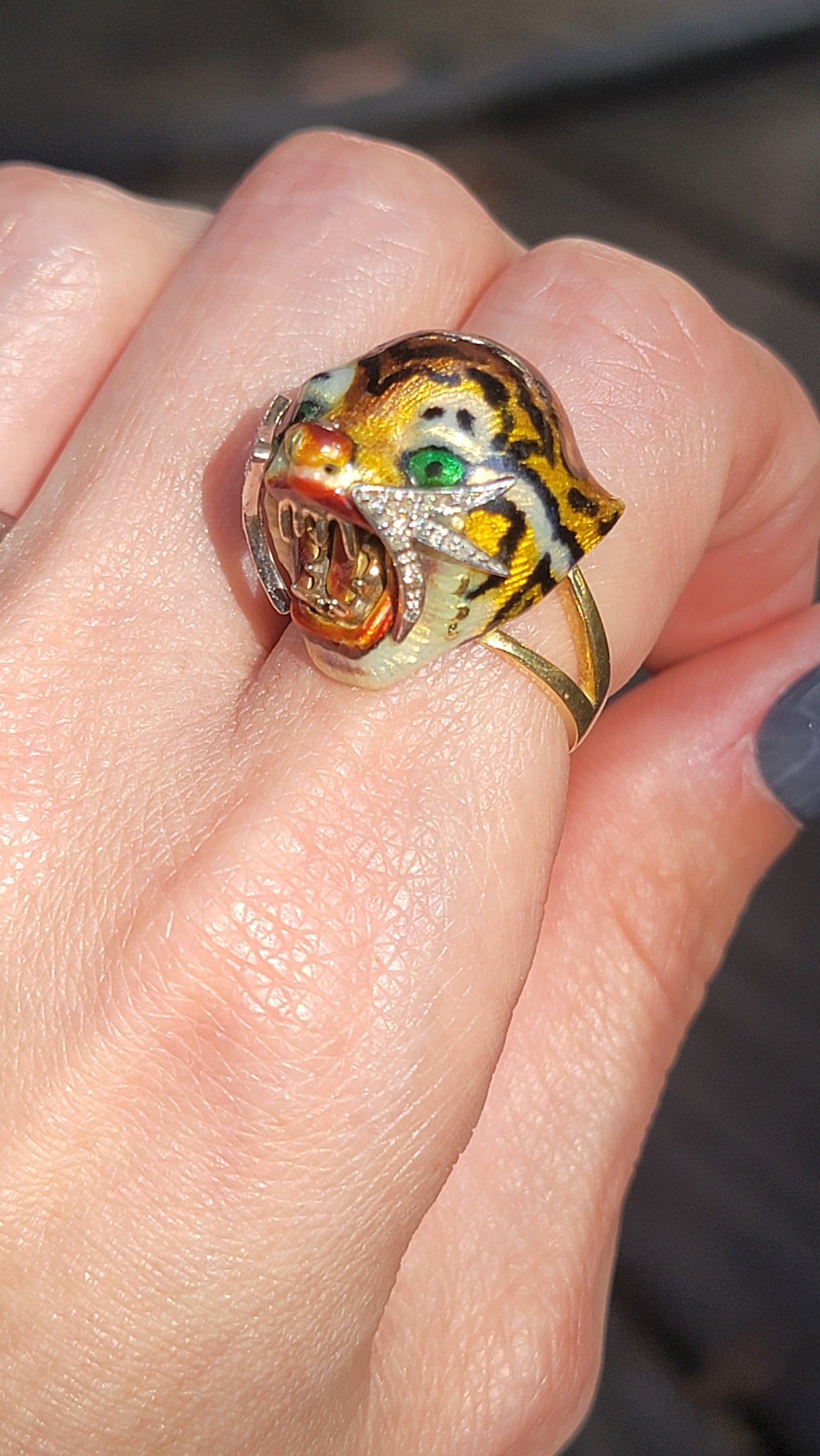 18k Enamel Tiger Ring