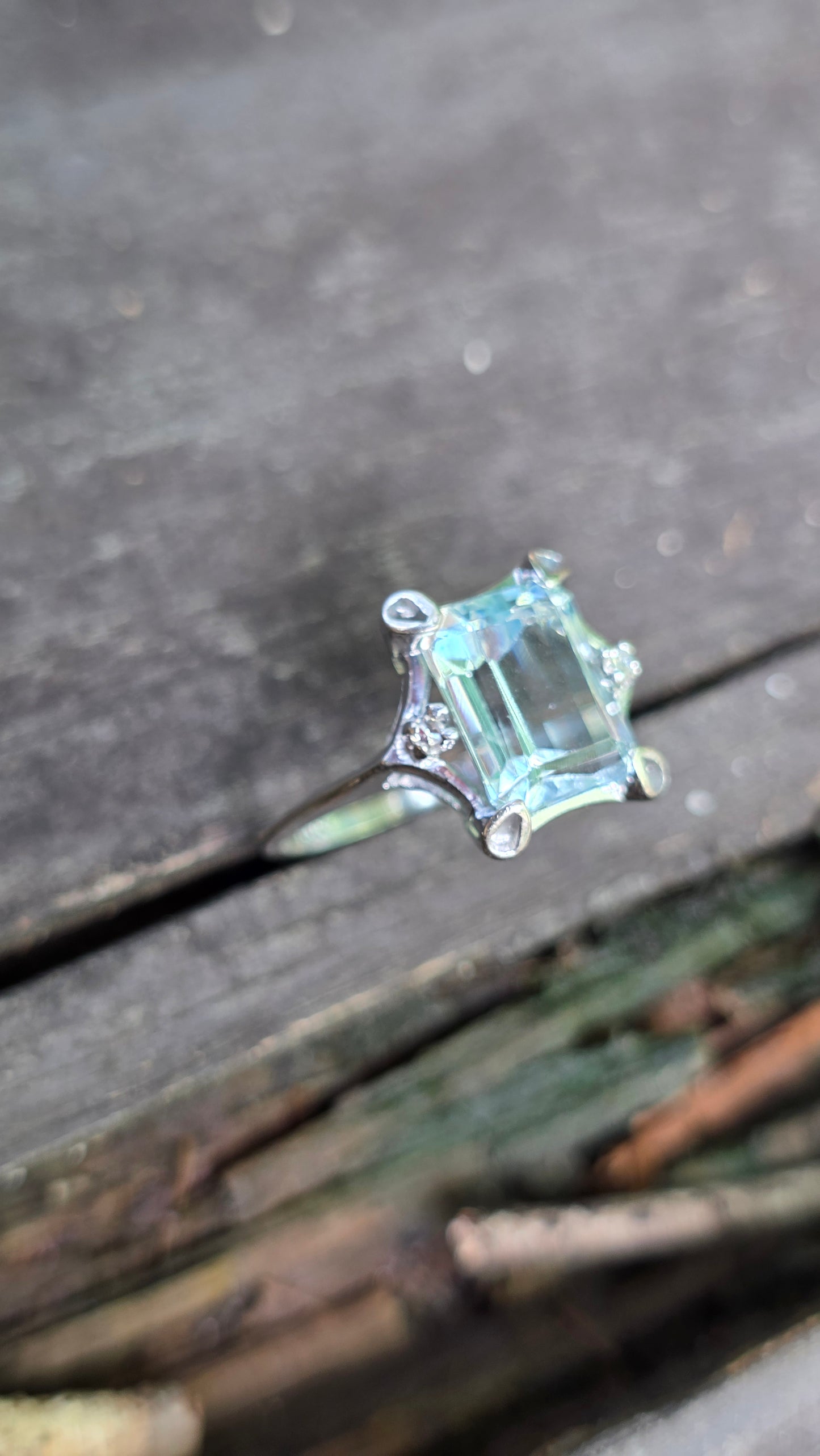 14k Aquamarine Ring