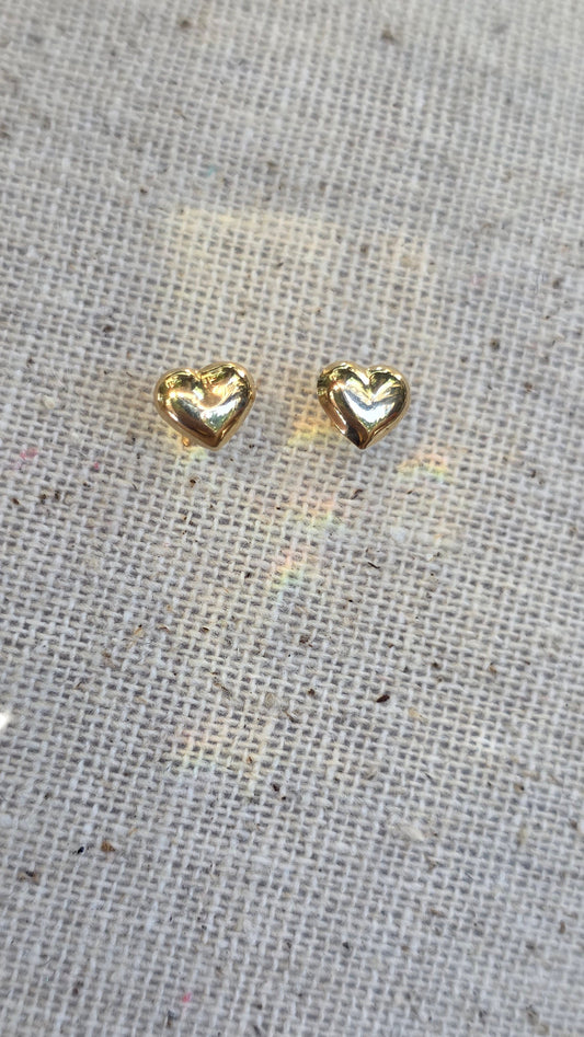 10k Danity Heart Earrings