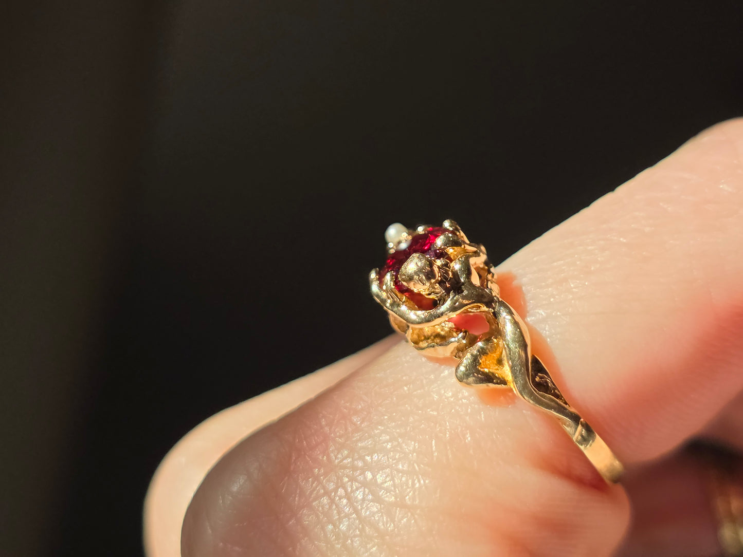 10k Garnet Gazing Pool Ring