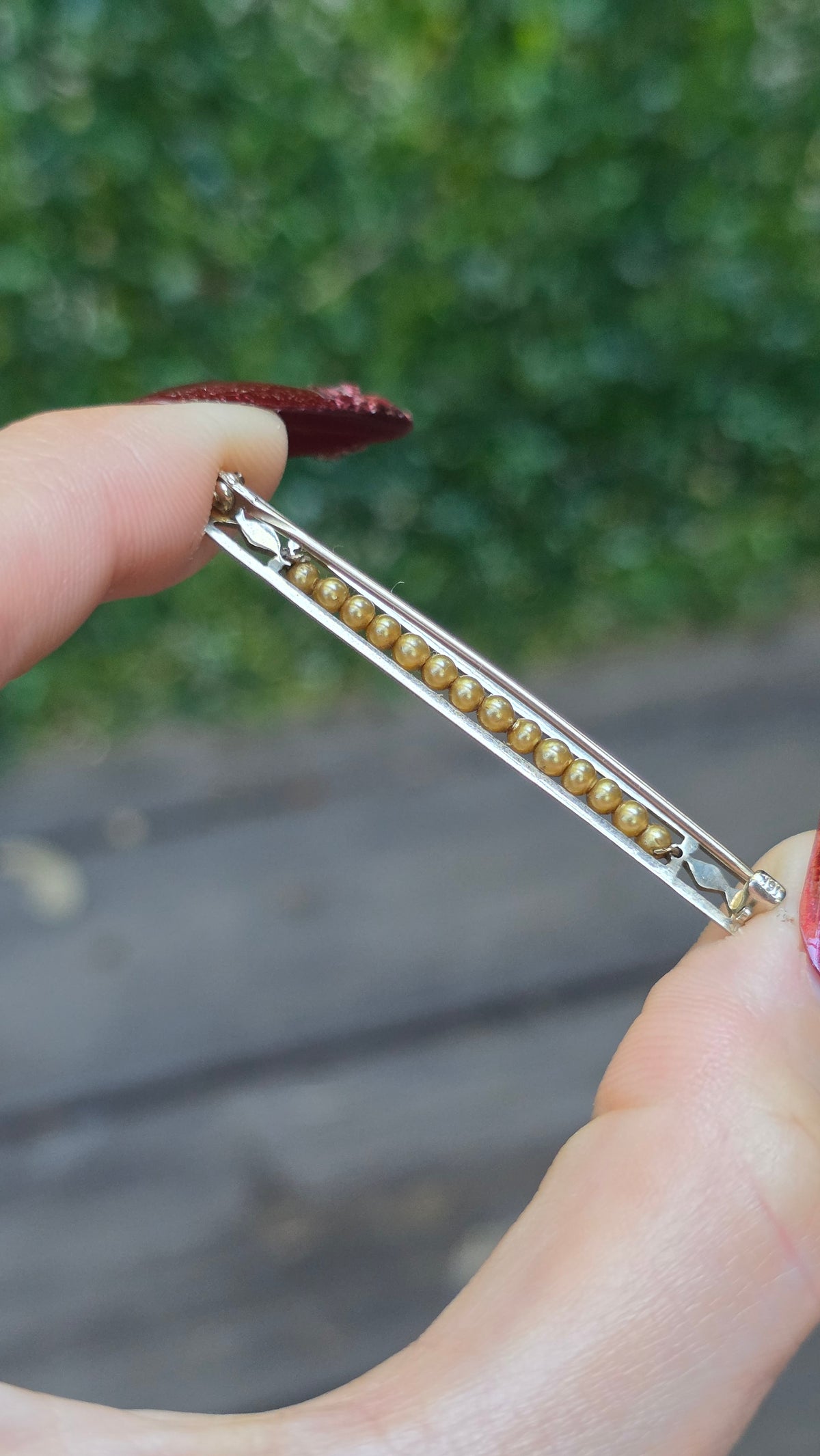 10k Antique Pearl Pin