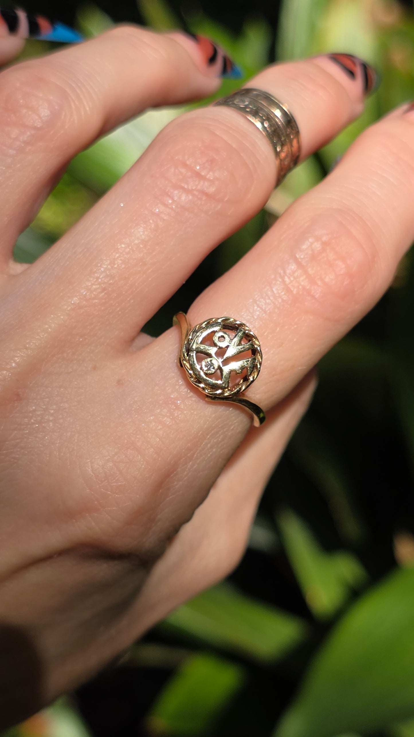 10k Peace and Love Ring